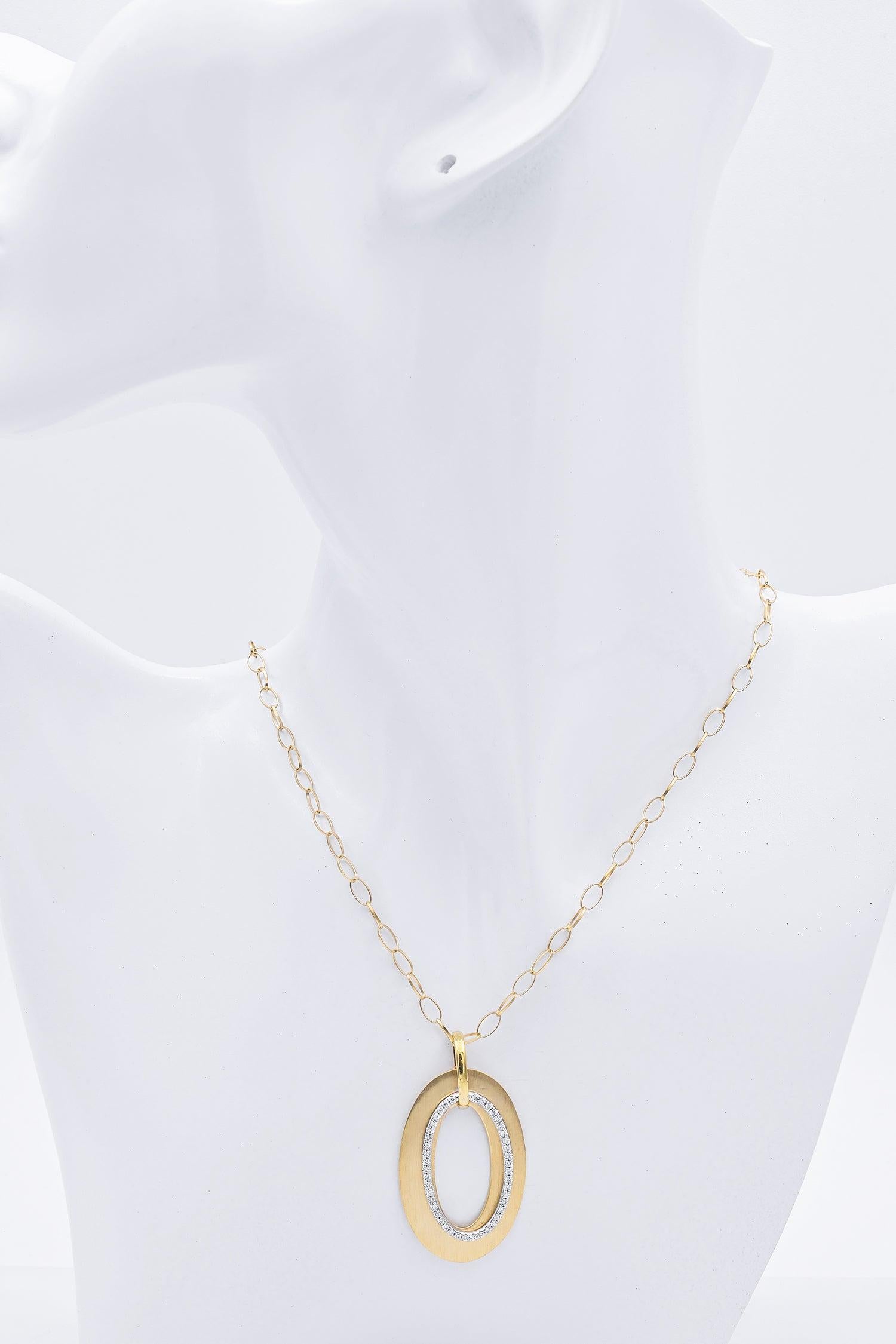 Weight: 11.7 Grams
Stone: Accent Diamonds
Pendant Measurements: 43.2 x 24.1 x 2.2 mm (with bail)
Chain Length: 16 Inches
Hallmark: Gabriel & Co. 18K 199693

ITEM #: BR-1200-022124-10
