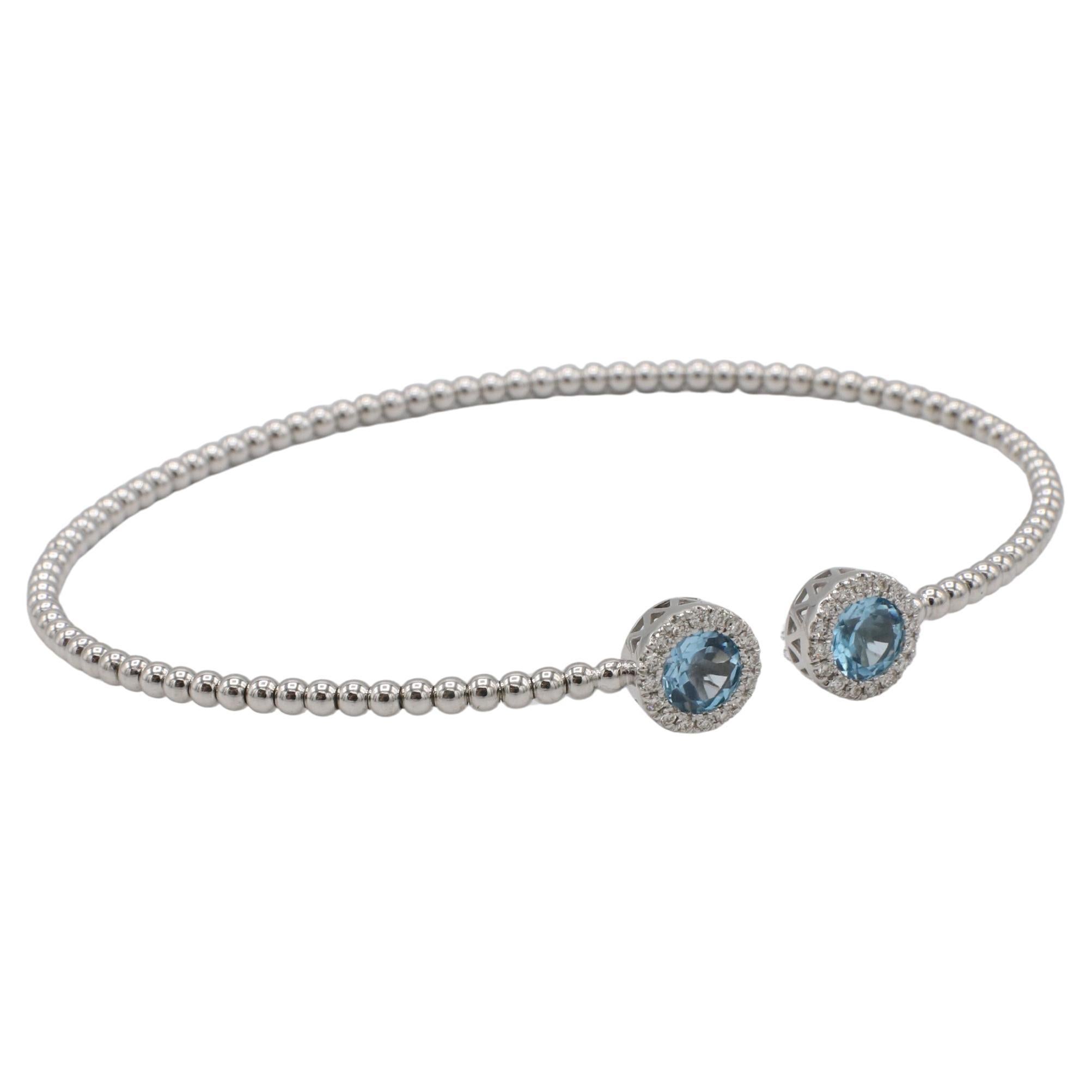 Moderno Gabriel & Co. Bracciale in oro bianco Bujukan con topazio blu e diamanti naturali in vendita