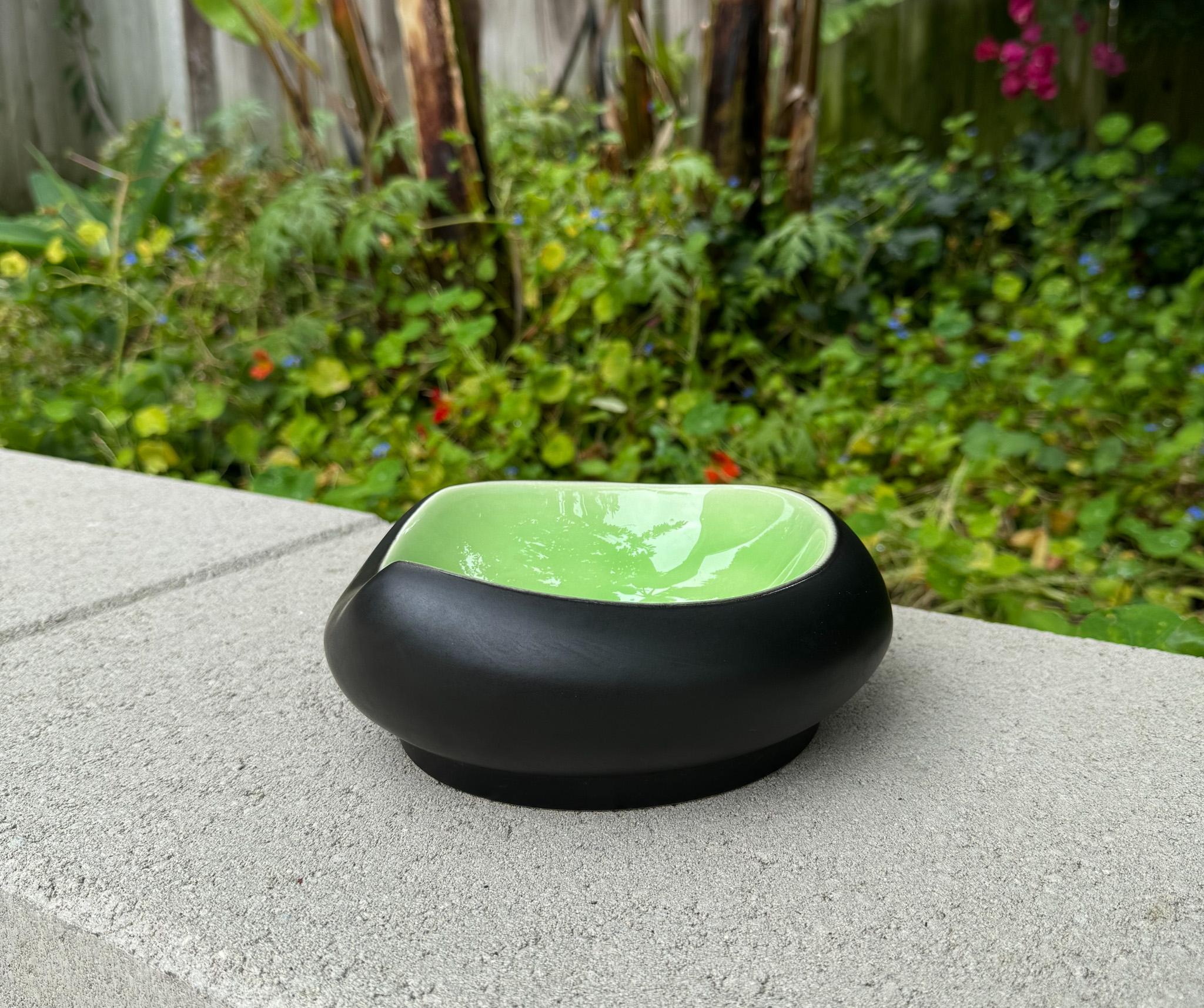 Gabriel Emile Fourmaintraux Ceramic Bowl, France, 1950's In Good Condition For Sale In San Juan Capistrano, CA