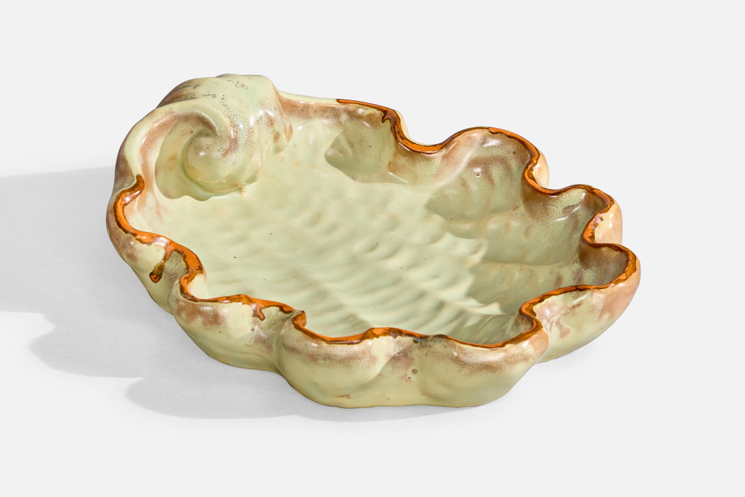 Gabriel Keramik, Plat, Céramique, Suède, années 1930 Bon état - En vente à High Point, NC