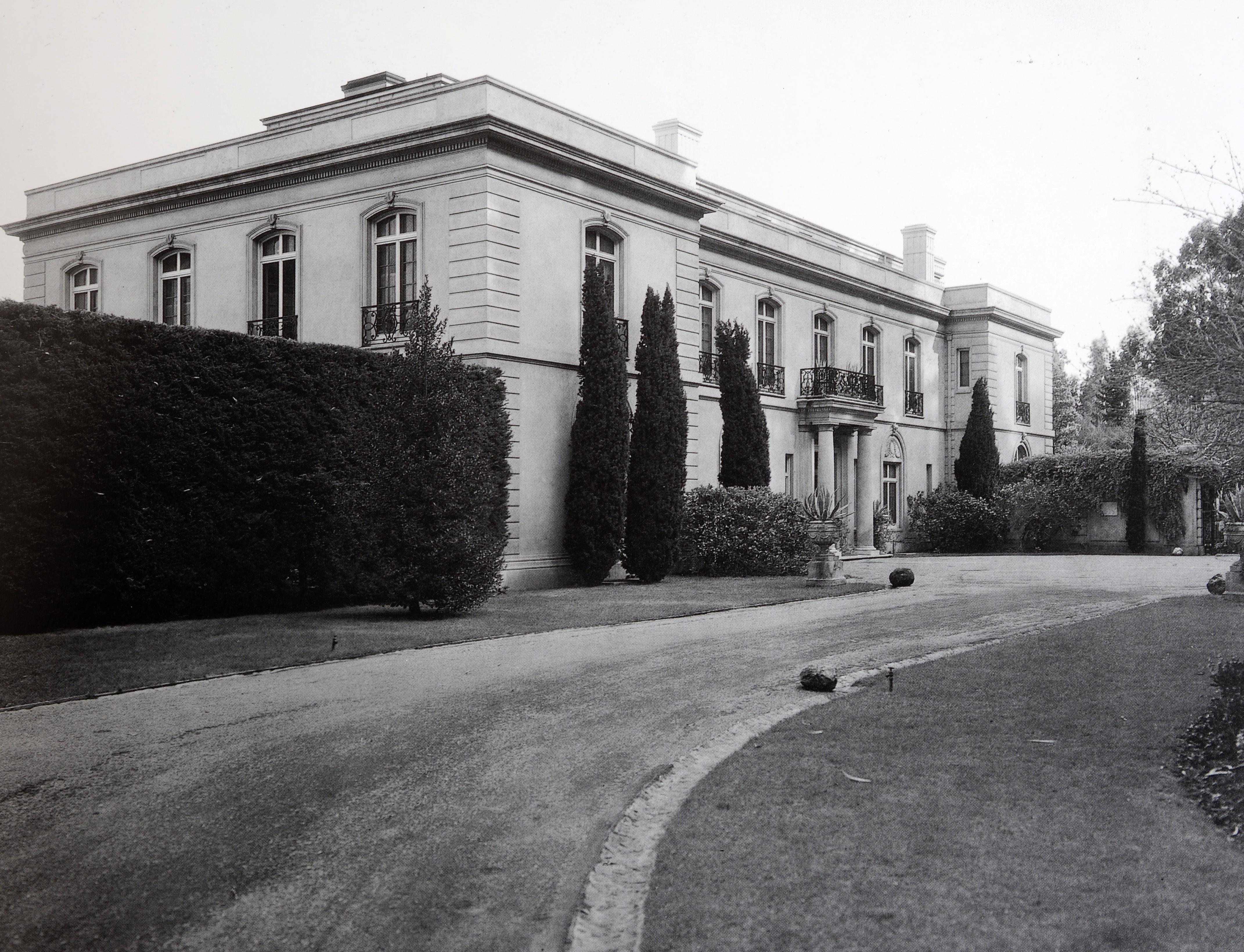 Gabriel Moulin's San Francisco Peninsula: Town & Country Homes, 1910-1930 For Sale 6