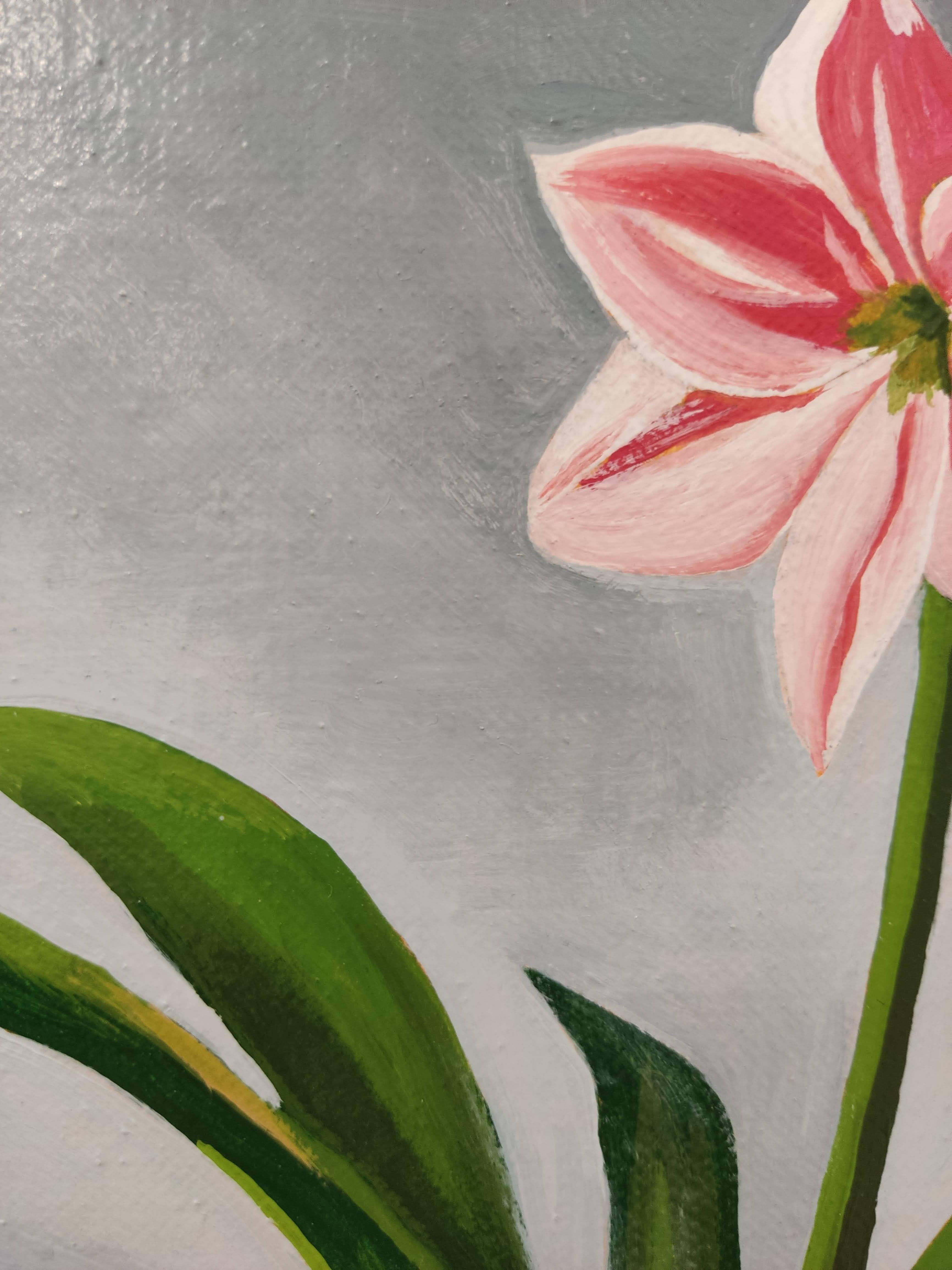 Amaryllis. Oil on Linen. Colorful still-life : Flowers, Interior, Plant - Gray Still-Life Painting by Gabriel Riesnert