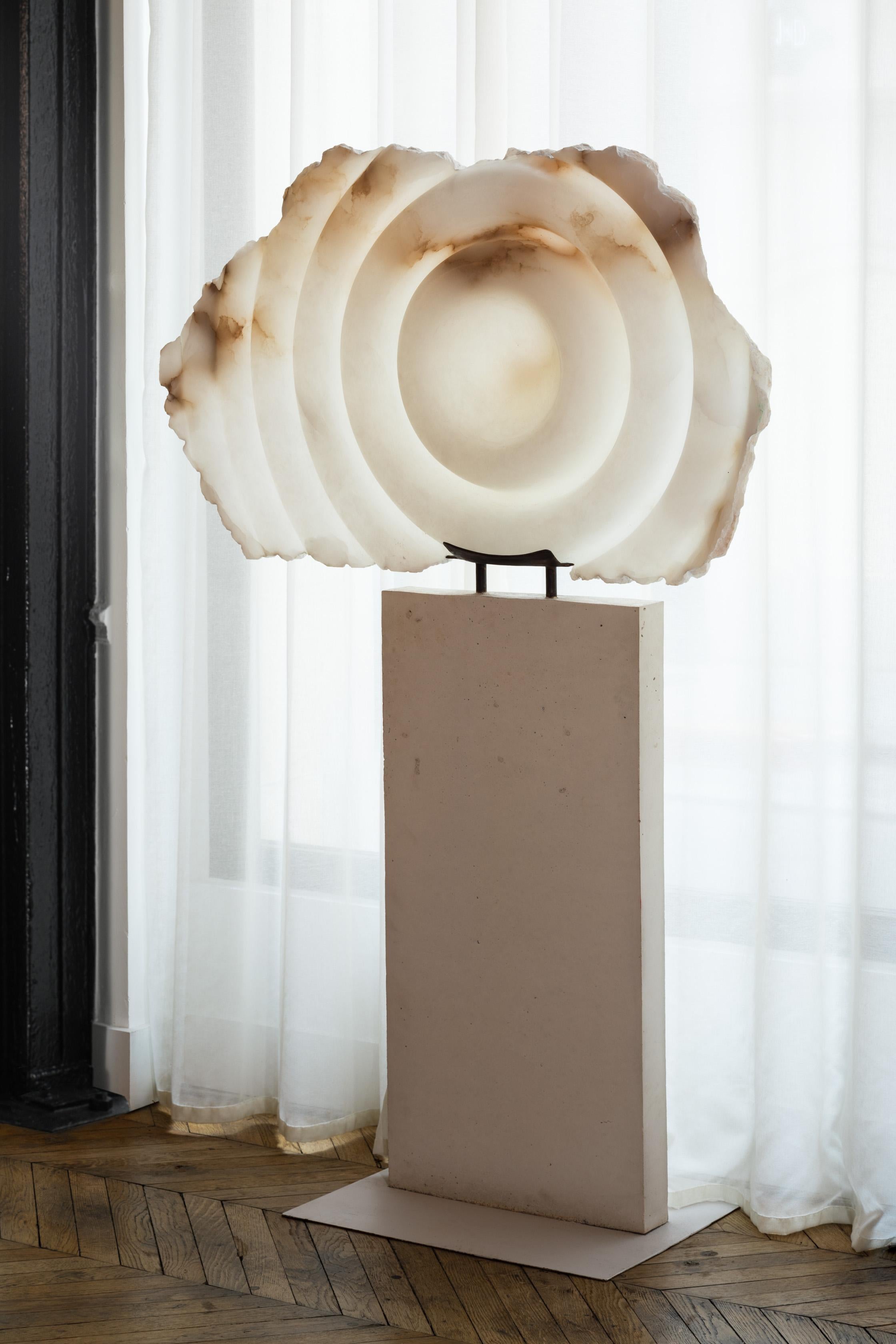 Abstract Sculpture Gabriel Sobin - Vague d'albâtre