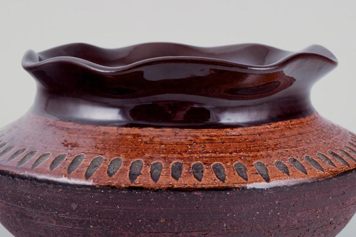 Gabriel, atelier de céramique suédois. Grand vase en céramique. Glacis dans les tons Brown. Excellent état - En vente à København, Copenhagen