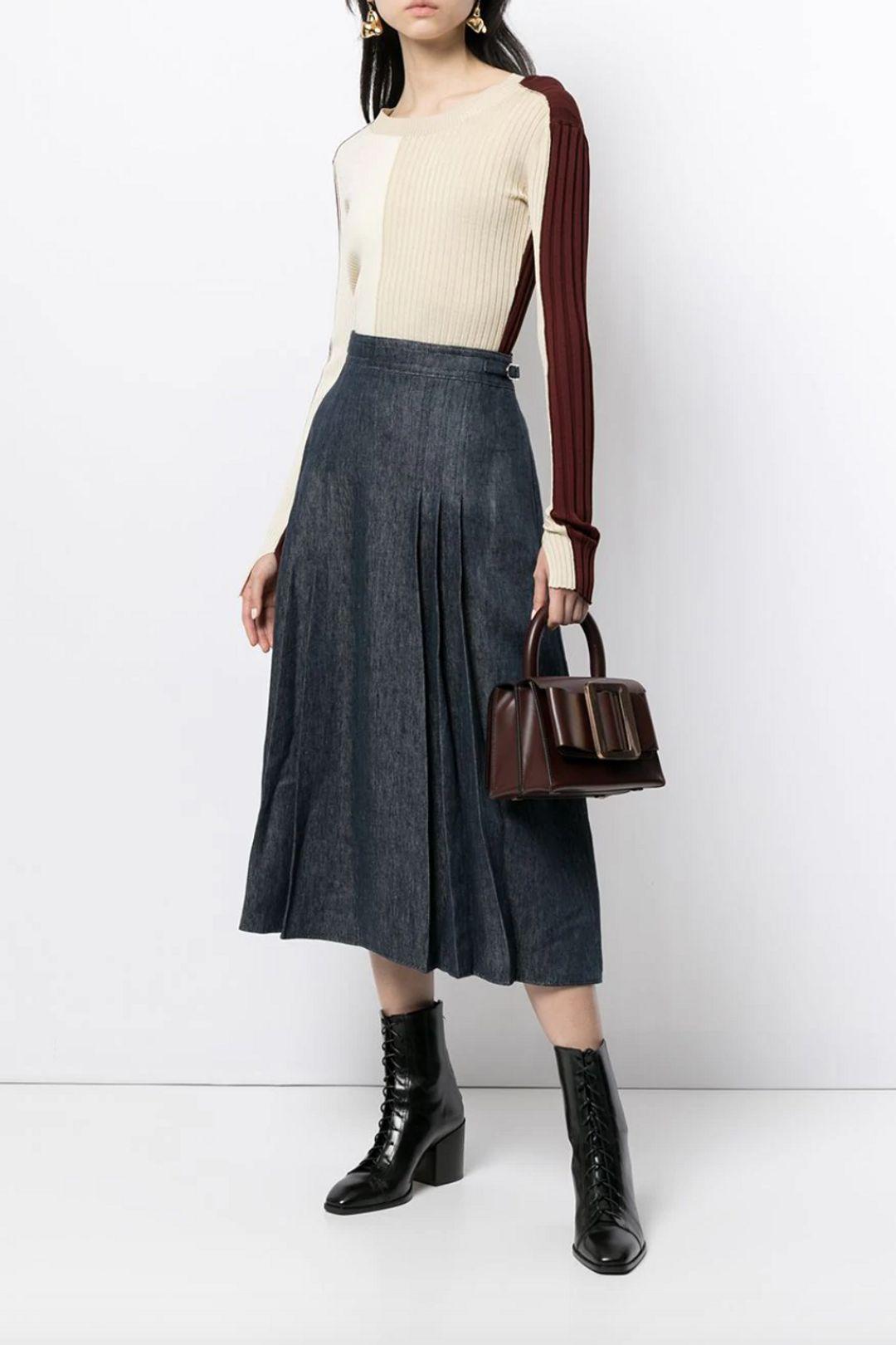 GABRIELA HEARST LINO AZUL OSCURO 2022 LERNA PLATED Falda MIDI 38 S en venta 2