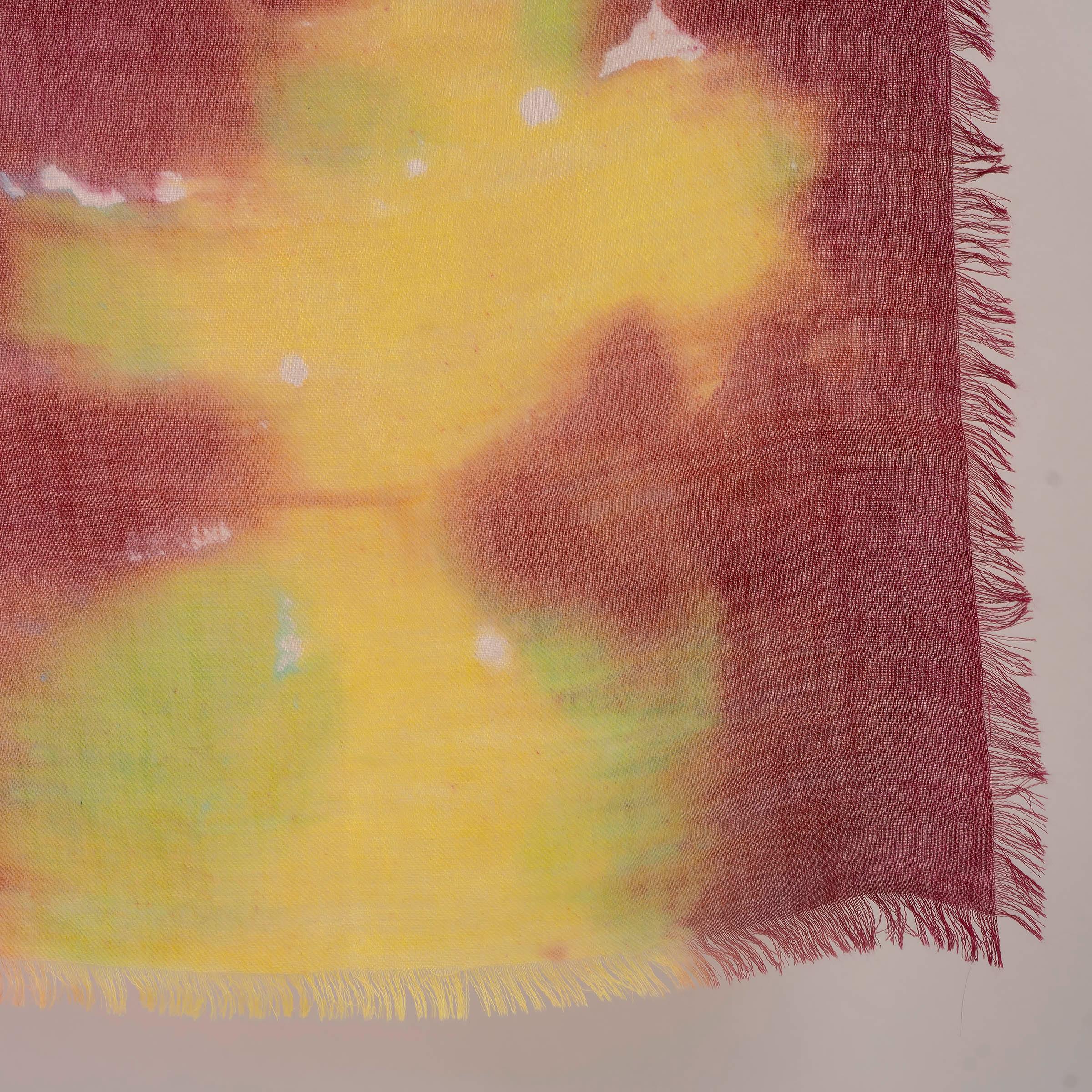 This 100% authentic Gabriela Hearst Luna scarf is crafted from luxurious light pink, pink, and yellow tie-dye cashmere. The hand-placed tie-dye pattern adds a unique touch, while the square shape is outlined with frayed edges for a relaxed, elegant