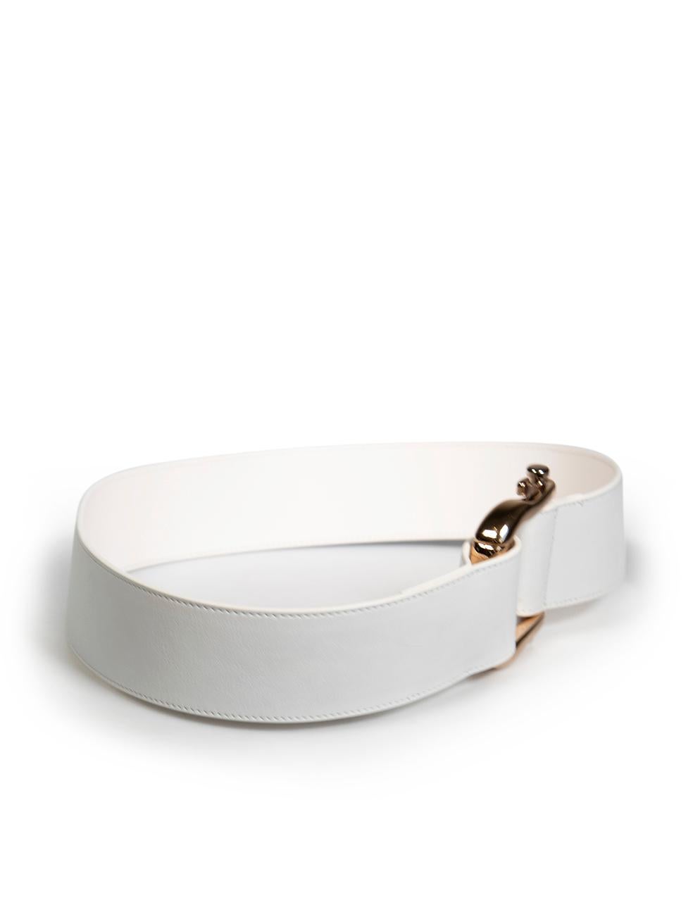 CONDITION is Very good. Minimal wear to belt is evident. Minimal wear to the front with a small mark on this used Gabriela Hearst designer resale item. This item comes with original dust bag.
 
 
 
 Details
 
 
 White
 
 Leather
 
 Waist belt
 

