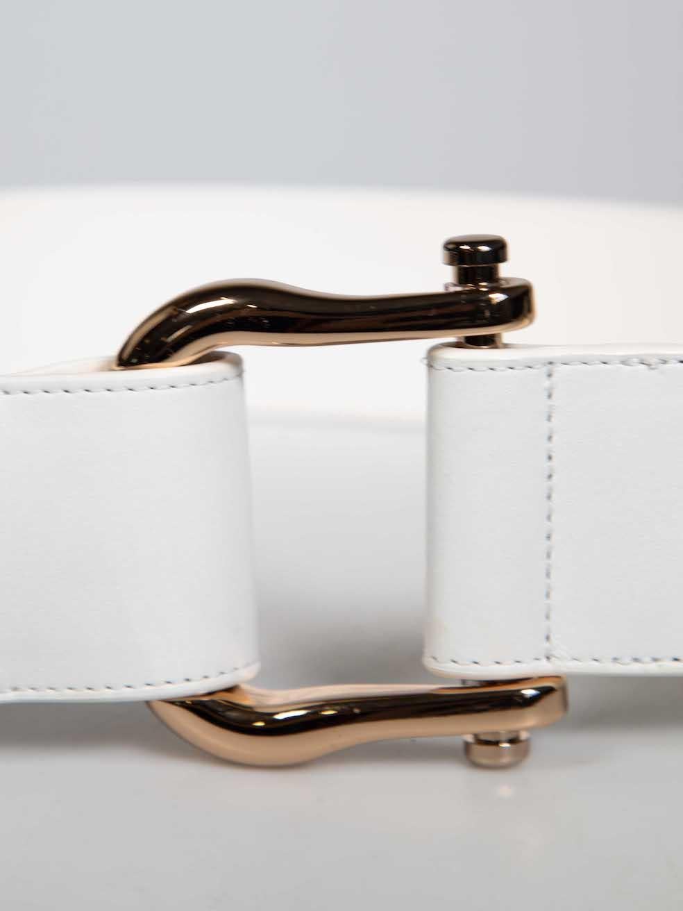 Women's Gabriela Hearst White Leather Hook Buckle Belt For Sale