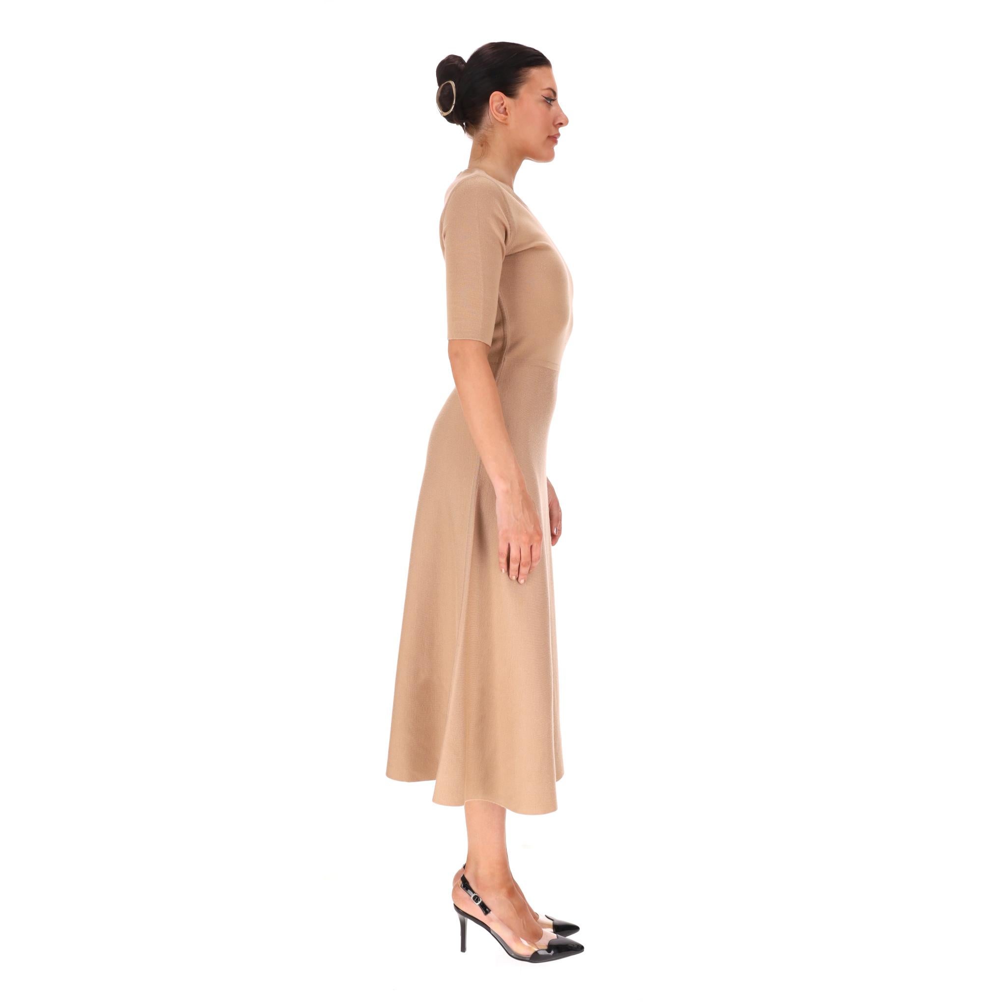 Gabriela Hearst Midikleid aus einer Mischung aus Wolle, Kaschmir und Seide (Beige) im Angebot