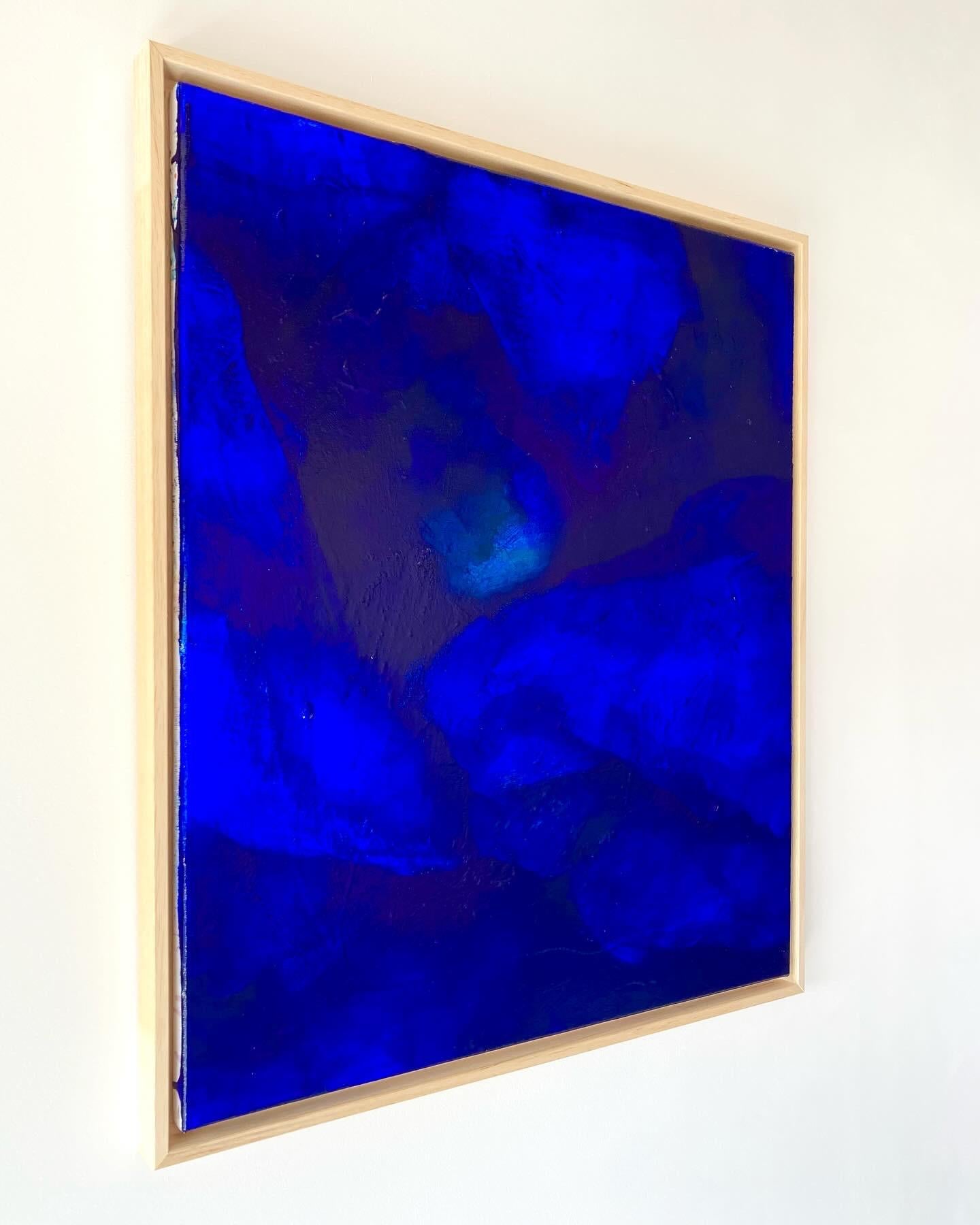 Pittura astratta Pigmenti blu Artista contemporanea Gabriela Meunie 2024 3