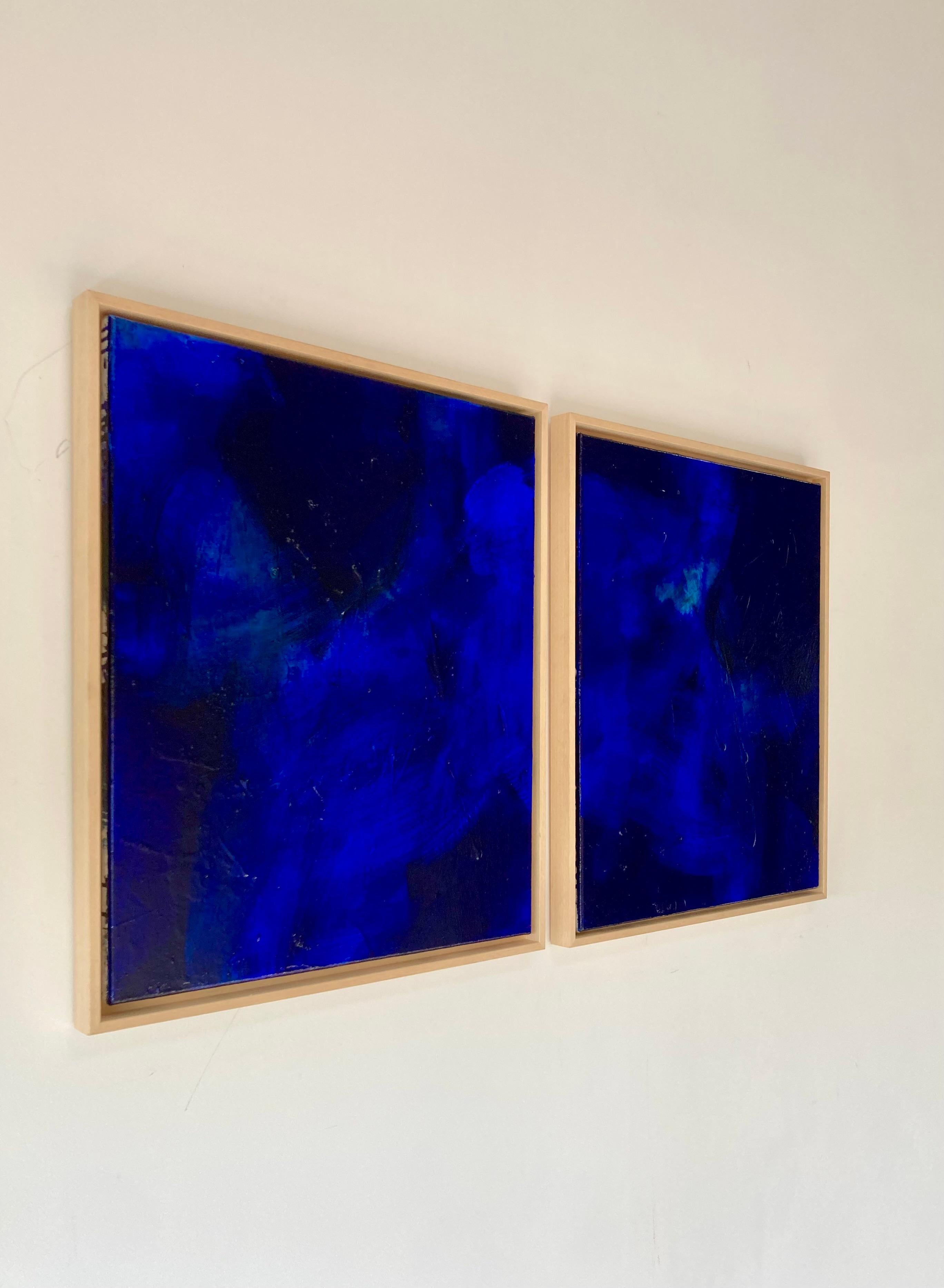 Díptico Pintura Abstracta Pigmentos Azules Artista Contemporánea Gabriela Meunie 2024 en venta 1