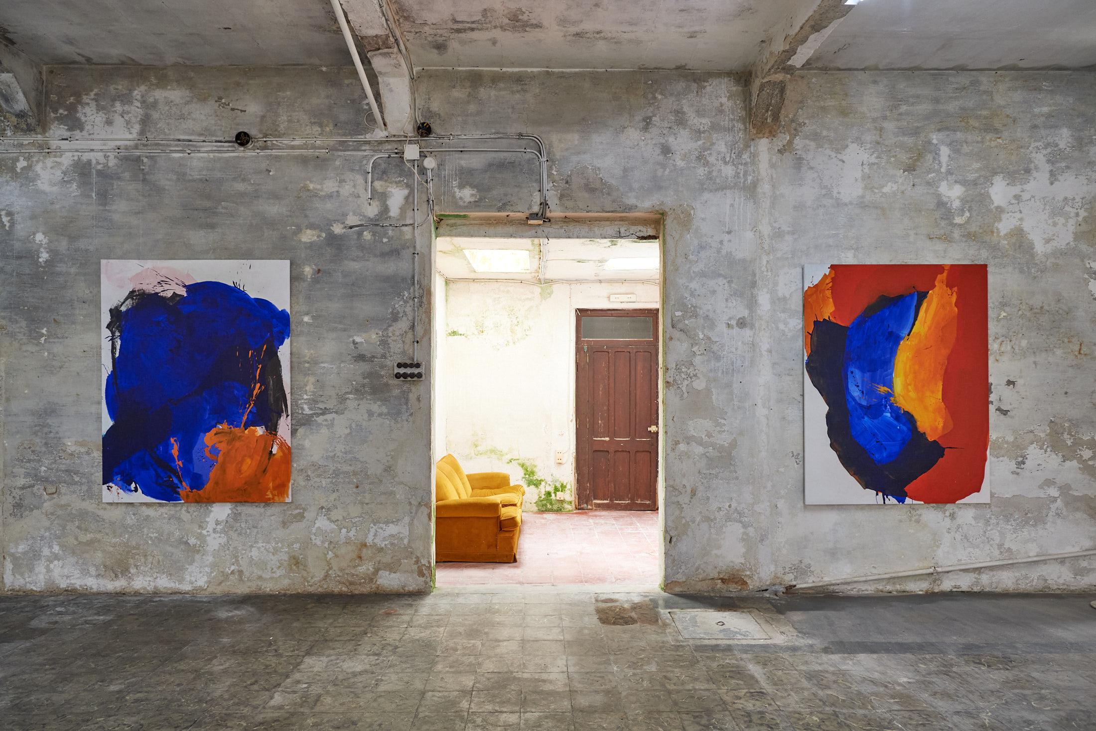 Abstraktes Gemälde in Orange und Blau der spanischen Künstlerin Gabriela Meunie 2023 im Angebot 4