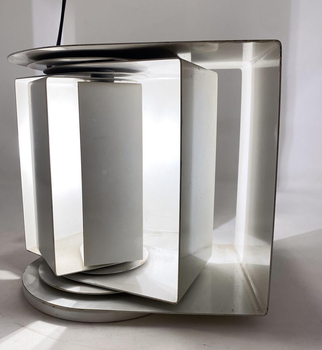 Italian GABRIELE D'ALI for Francesconi Brescia, table lamp, aluminium, designed 1965 For Sale