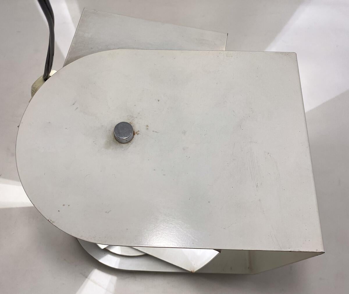 GABRIELE D'ALI for Francesconi Brescia, table lamp, aluminium, designed 1965 In Good Condition For Sale In Brussels, BE