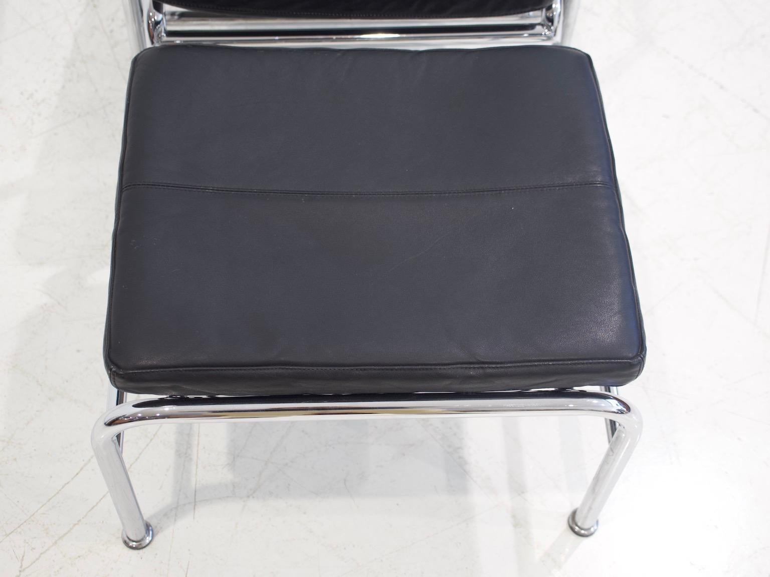 Gabriele Mucchi for Zanotta Black Leather Lounge Chair with Ottoman For Sale 1