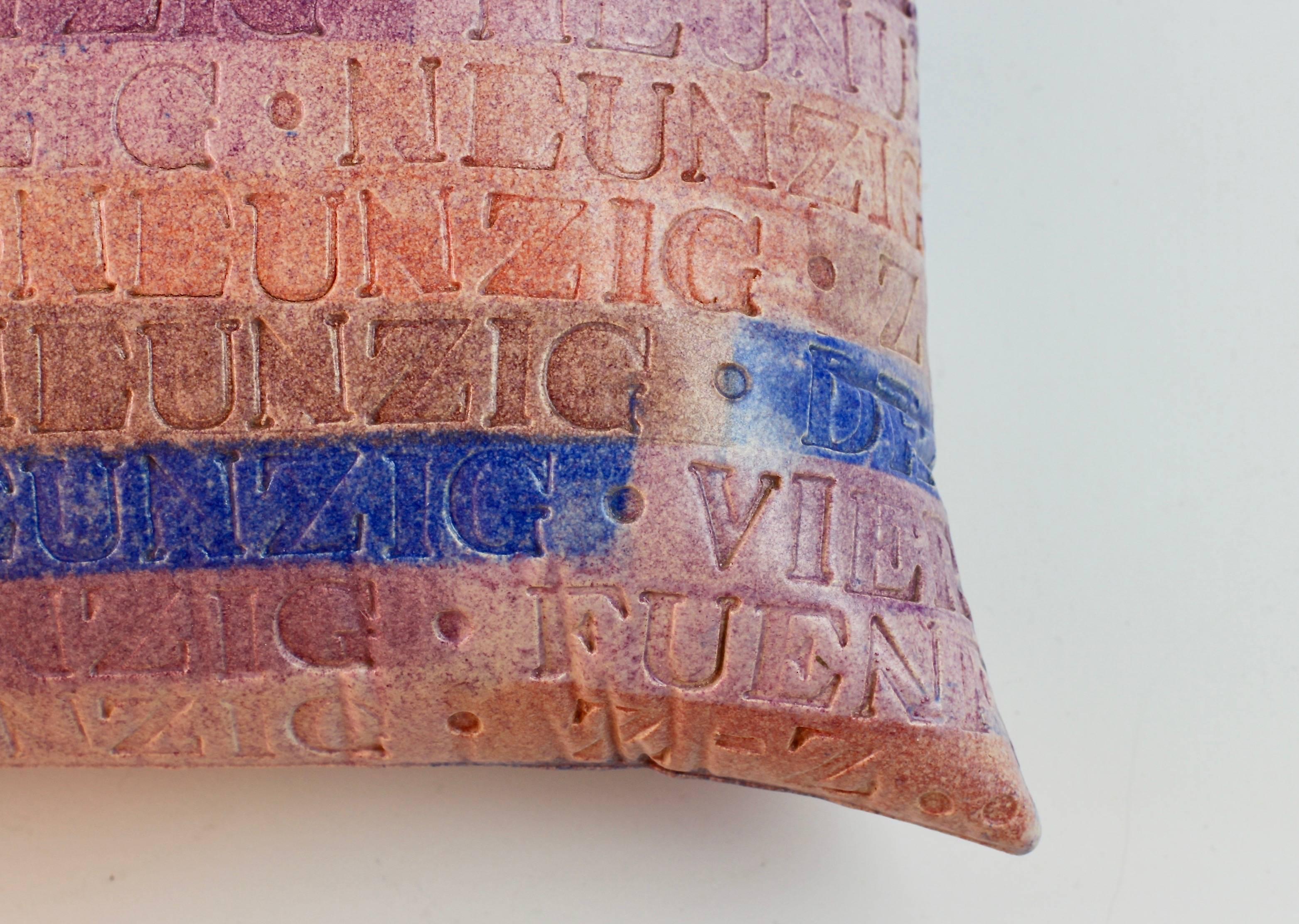 Cuscino Gabriele Puetz 'Kleine Einschlafhilfe' Scultura in ceramica d'arte tedesca # 1/5 in vendita 11