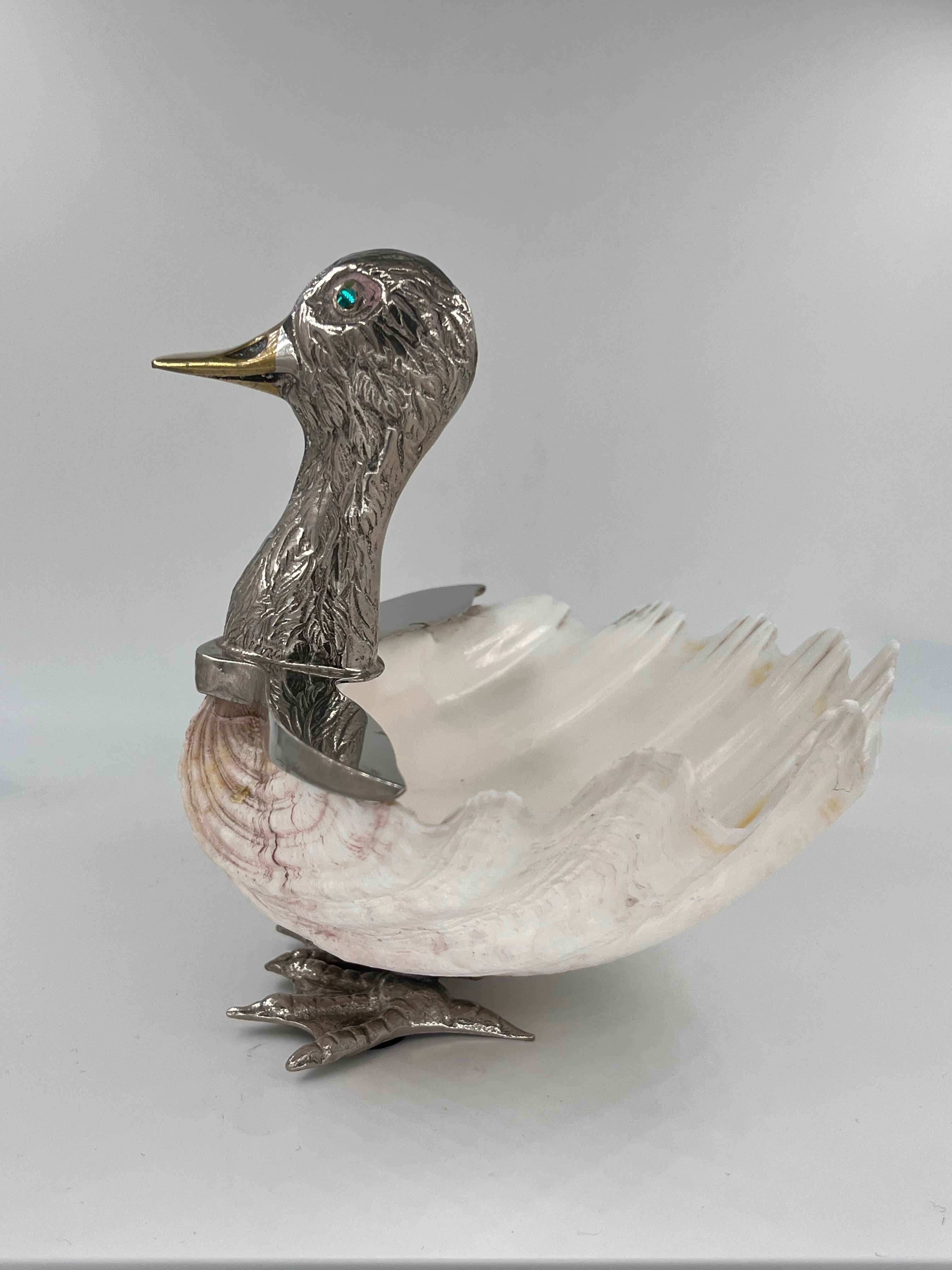 Gabriella Binazzi - Shell and silvered brass duck-shaped trinket bowl, 1970 In Good Condition For Sale In Saint-Ouen, FR