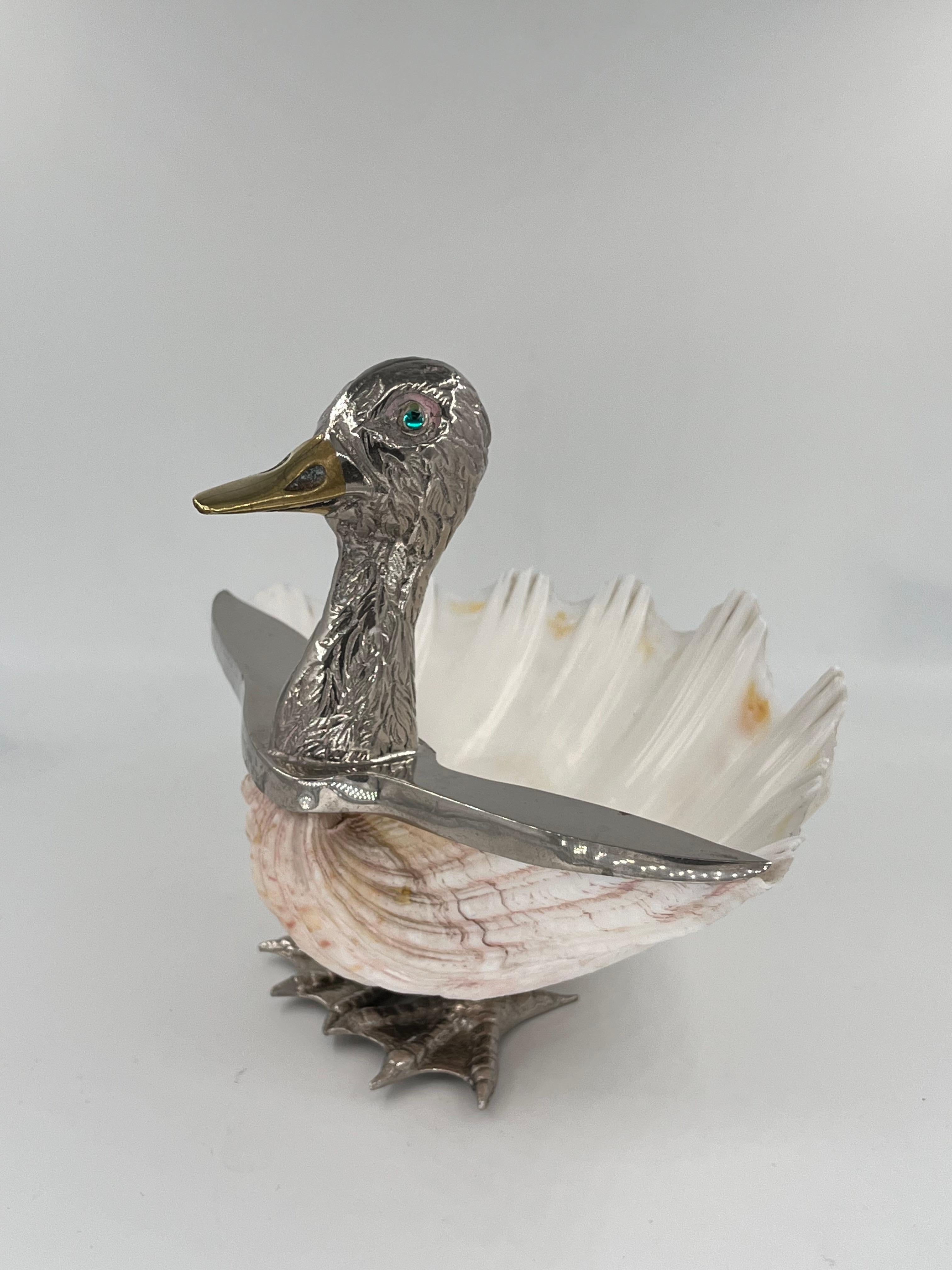 Gabriella Binazzi - Shell and silvered brass duck-shaped trinket bowl, 1970 For Sale 1