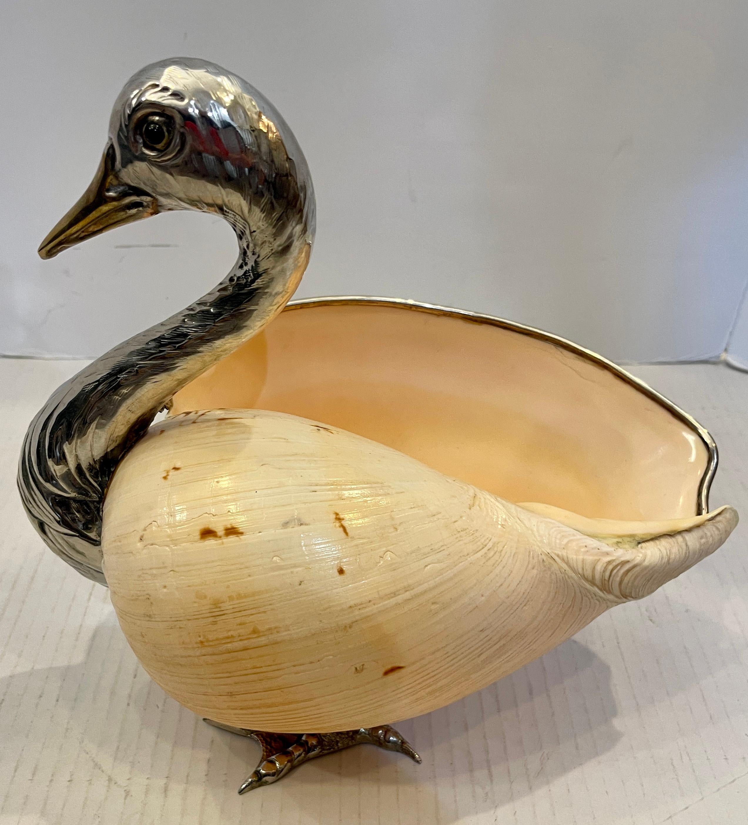 italien Gabriella Binazzi, plaque d'argent, laiton et grand coquillage Swan en vente