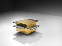 Gabriella Crespi Mesa baja "Cubo Mágico" de latón, edición limitada