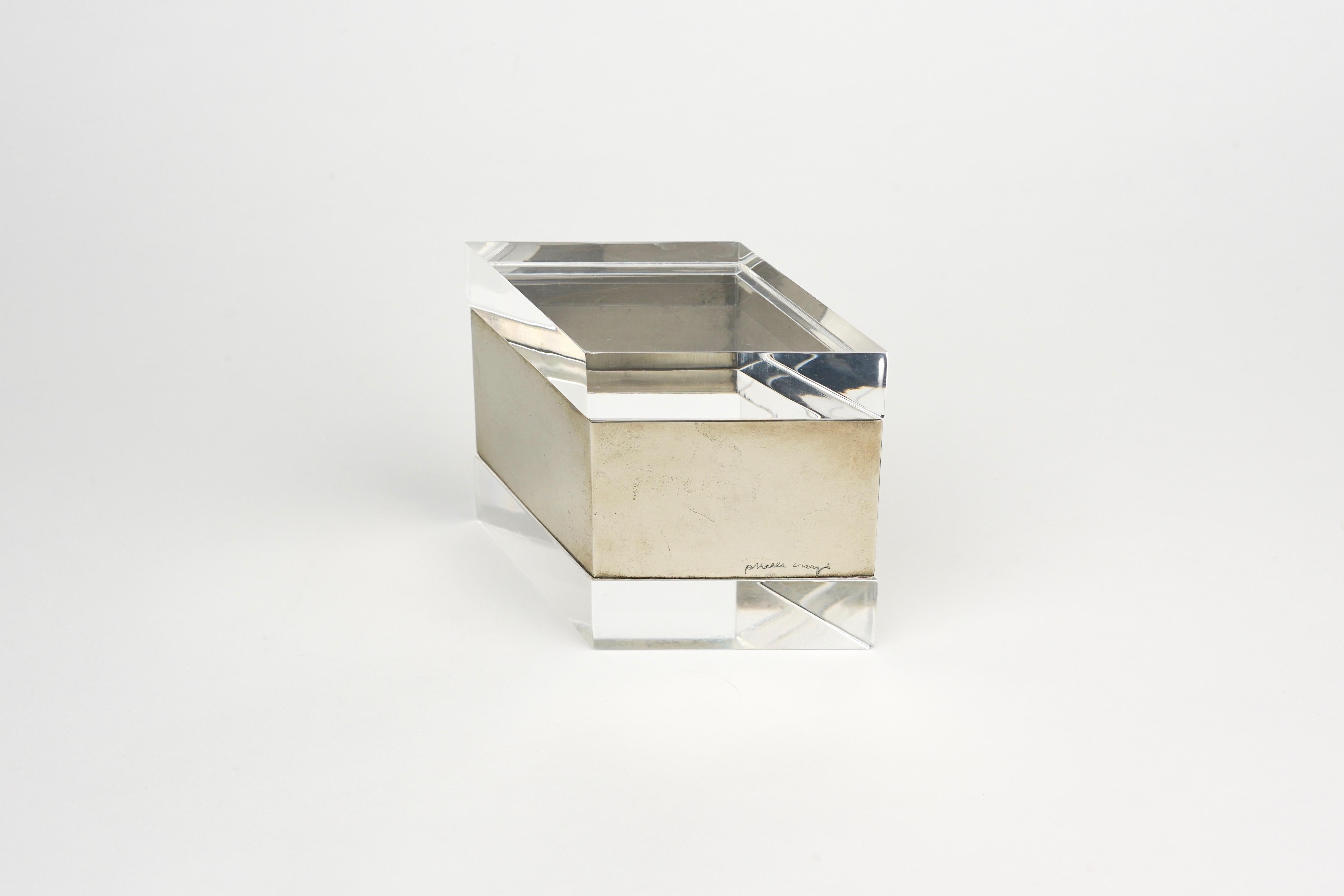 Dekorative Schachtel aus Lucite und Chrom von Gabriella Crespi, Italien 1970er Jahre (Metall) im Angebot
