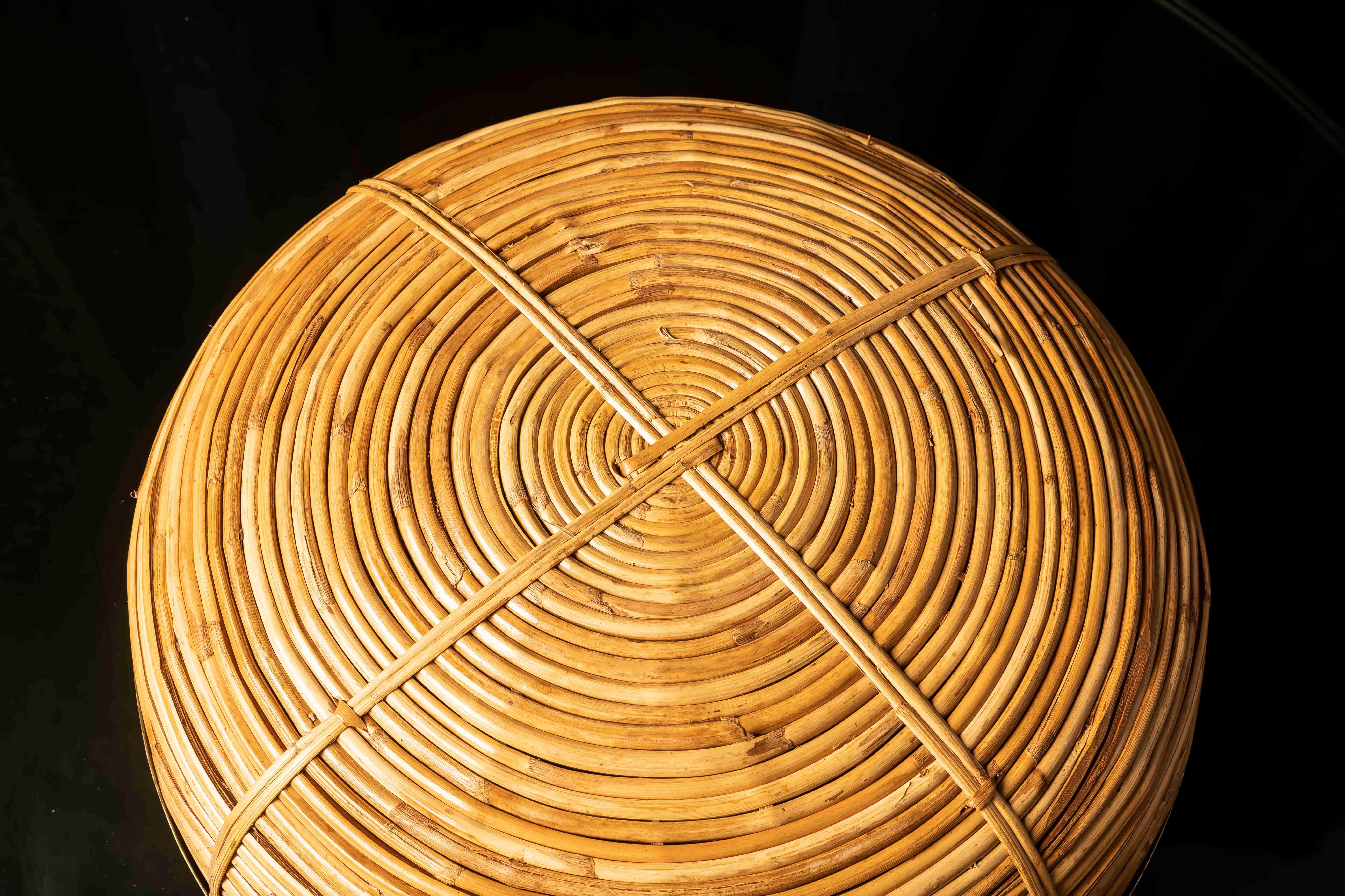 Hollywood Regency Gabriella Crespi  Centre de table en rotin et laiton, Italie, 1970 en vente