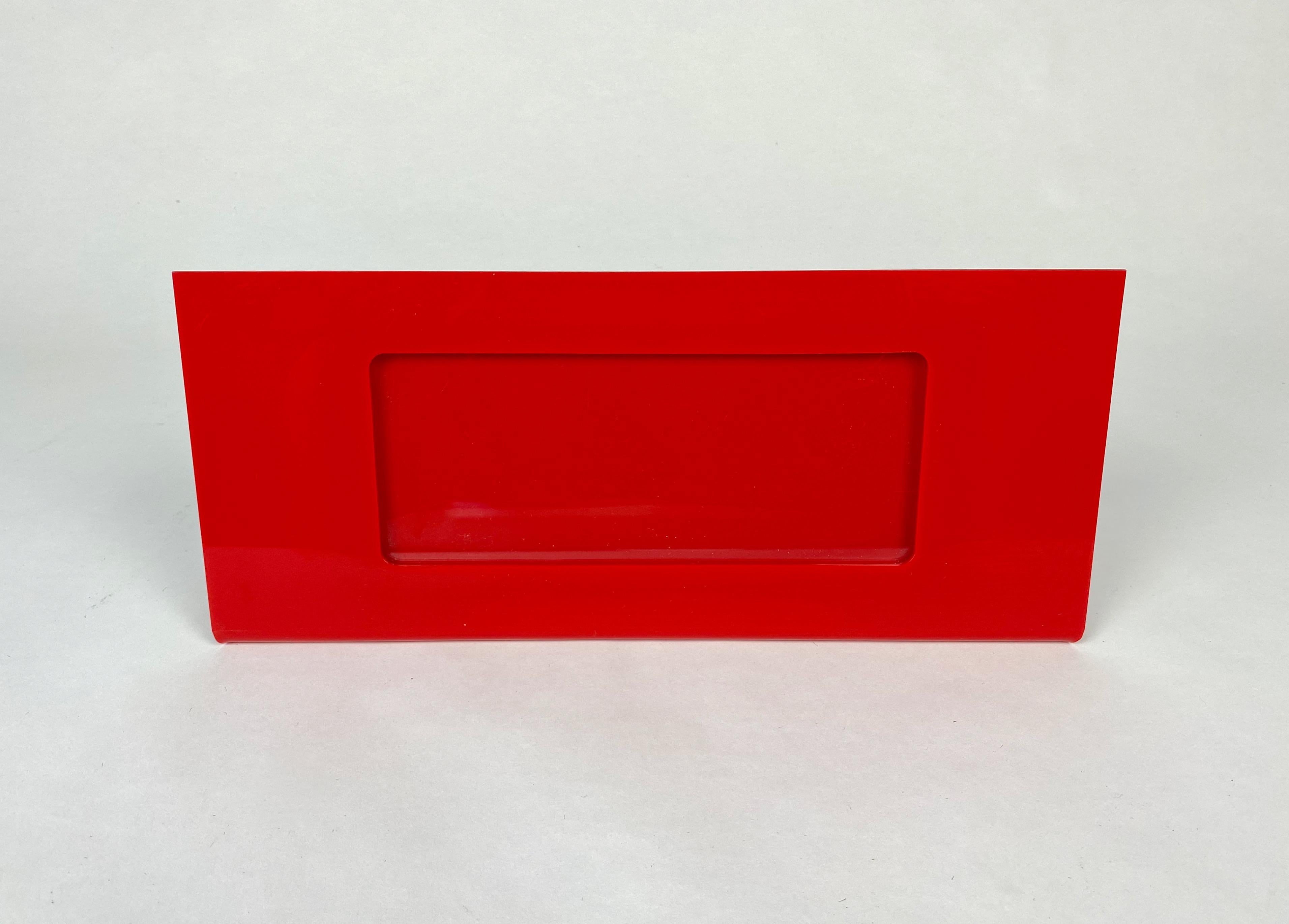 Rectangular red picture frame signed by the Italian designer Gabriella Crespi (original plate shown in photos) made of Lucite, 1970s.