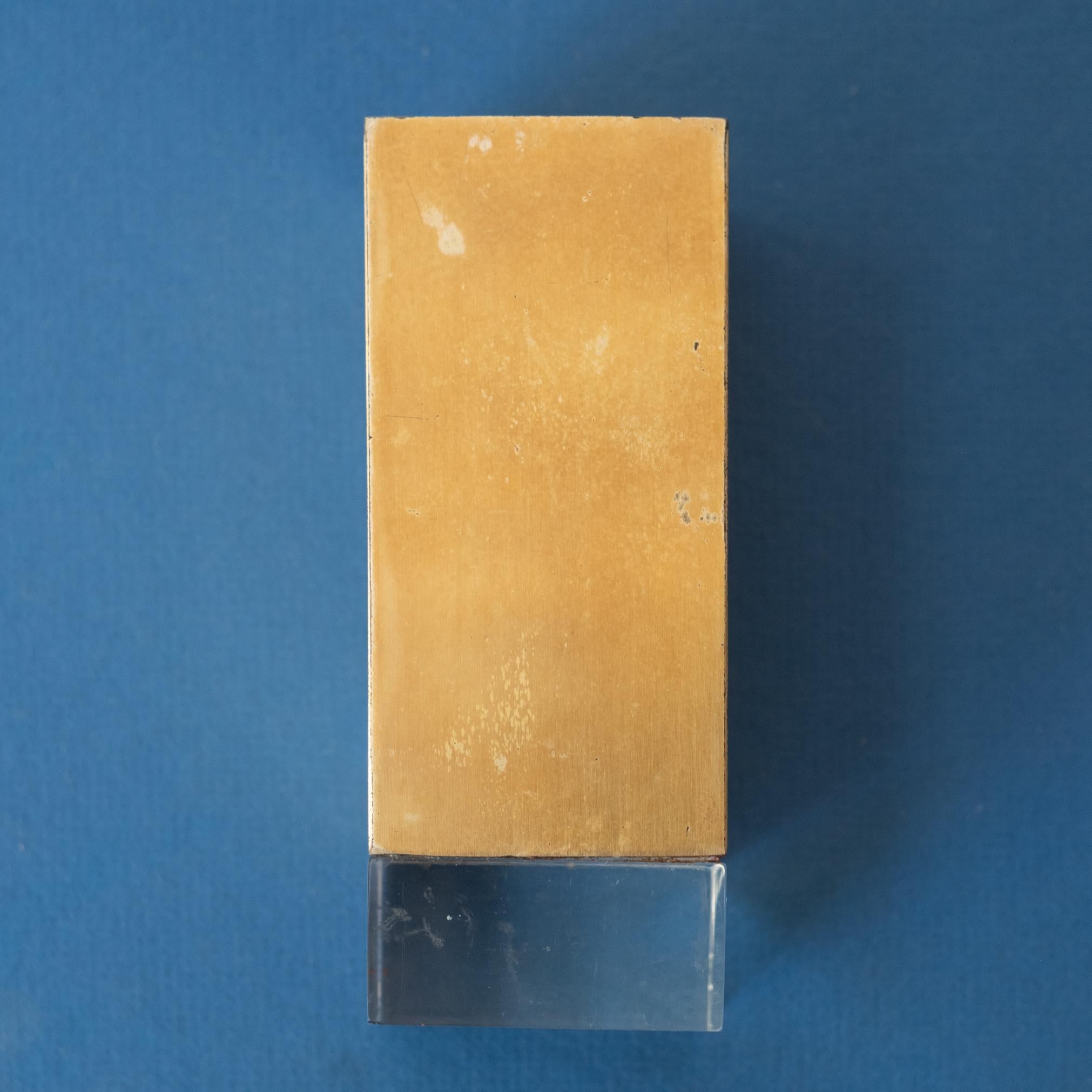 Fin du 20e siècle Pot à crayons en lucite et laiton signé Gabriella Crespi, 1970 en vente
