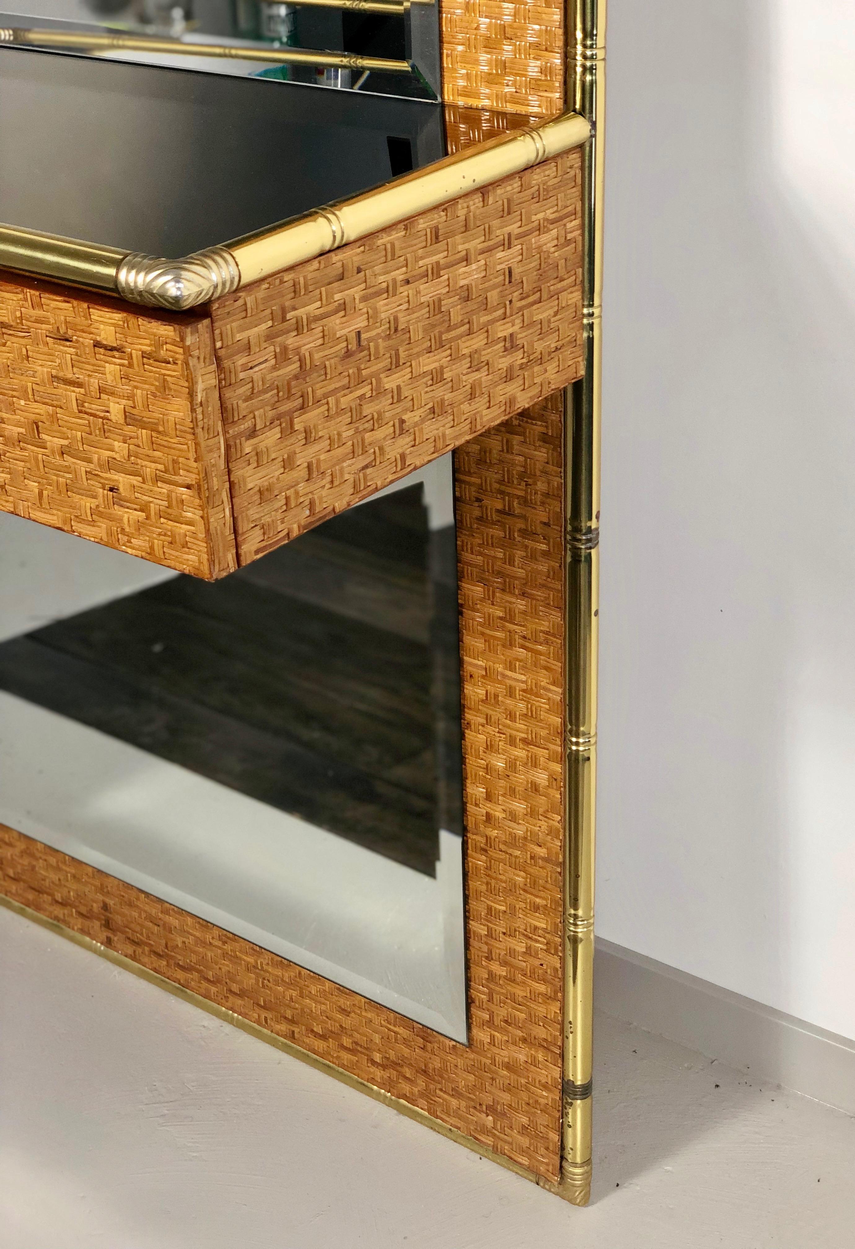Brass, Bamboo and Mirror Console Etagere, 1960s, Italy In Good Condition In Rome, IT