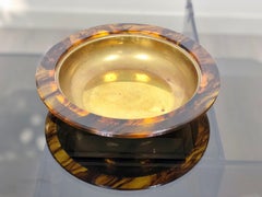 Centerpiece Plate in Tortoiseshell Lucite and Brass, 1960
