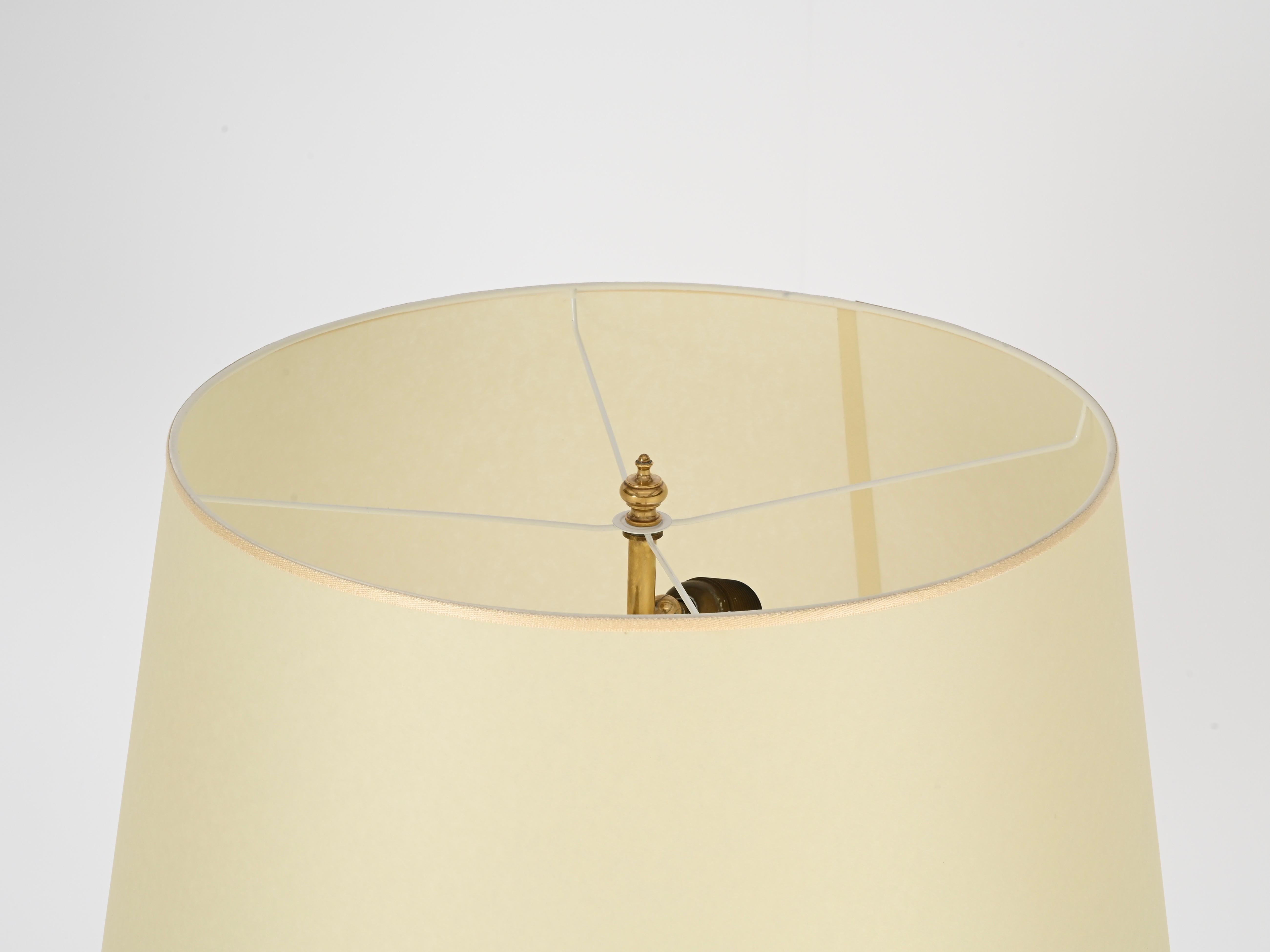 20ième siècle Lampadaire de style Gabriella Crespi en rotin, laiton et parchemin, Italie, années 1960 en vente