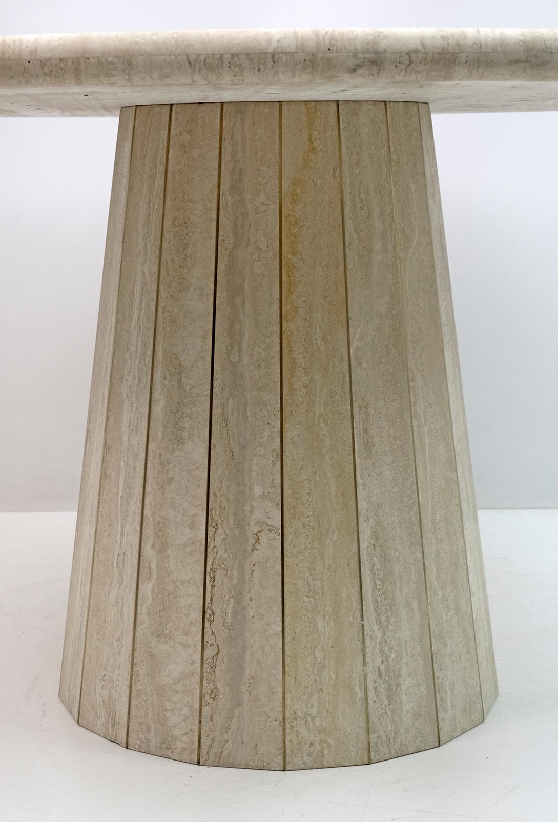 Late 20th Century Willy Rizzo Mid-century Italian Travertine whit Brass Inlays Round Dining Table