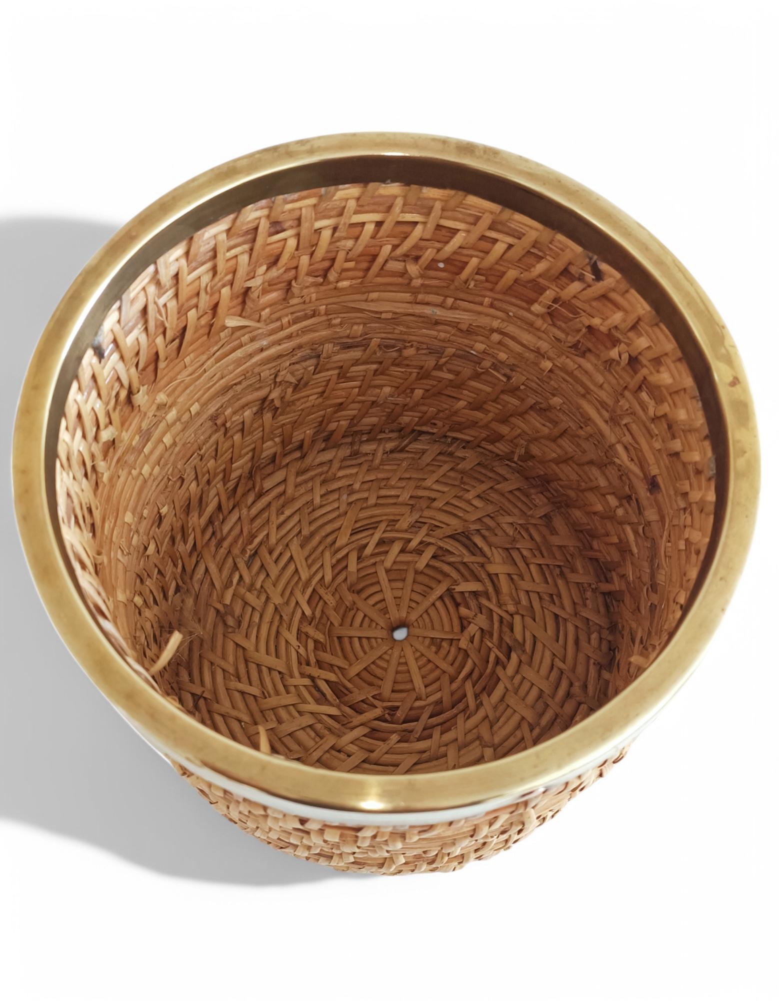20th Century French Riviera Midcentury Rattan and Brass Basket Planter, Italy, 1960s For Sale