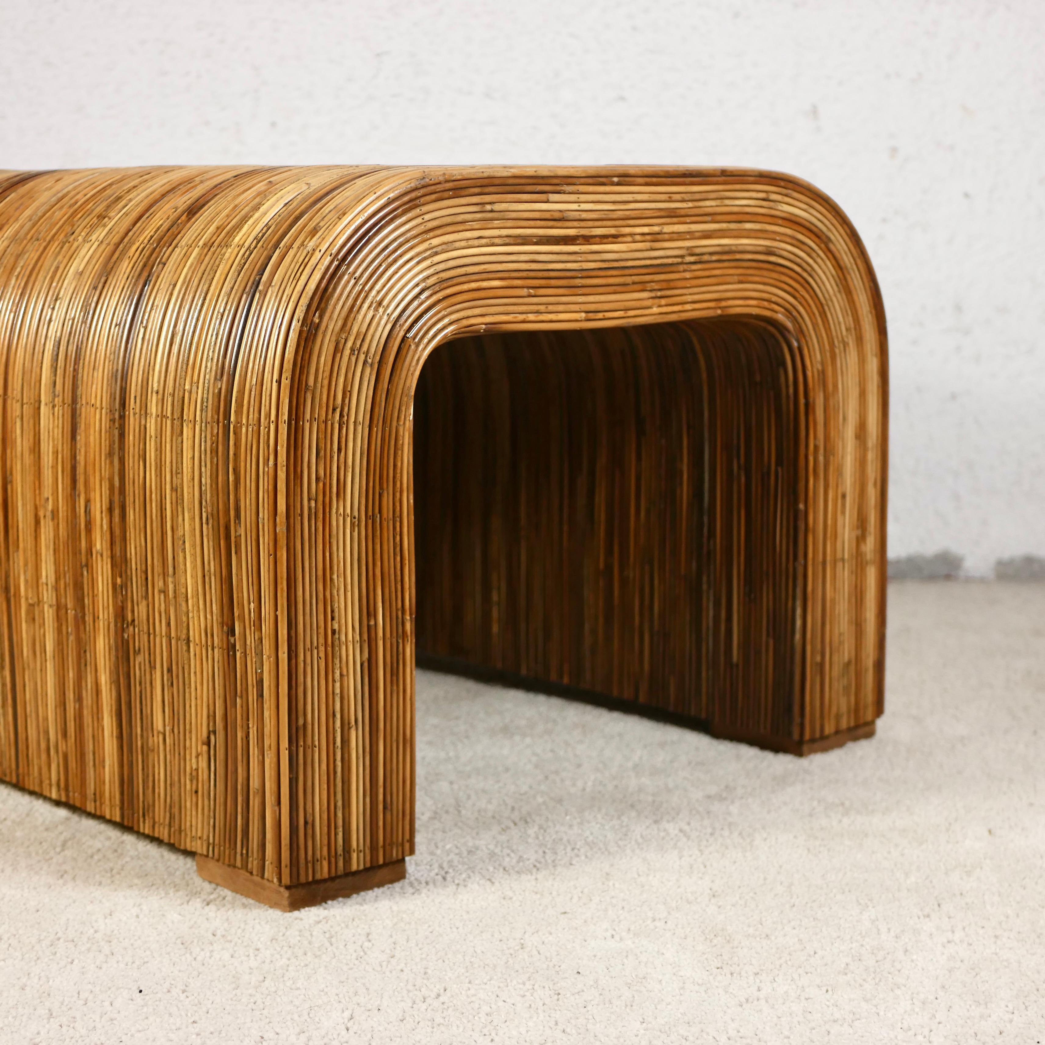 Rattan waterfall coffee / side table or bench, made in Italy, 1960s In Good Condition In Lyon, FR