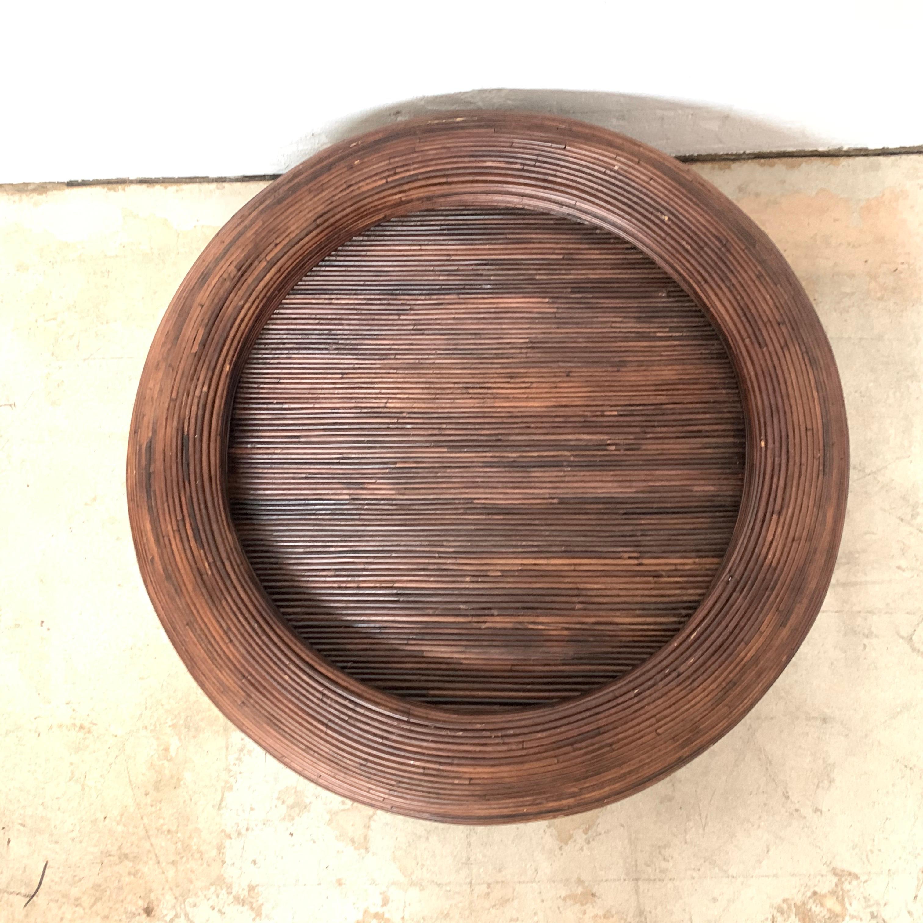 Split Reed or Rattan Circular Coffee or Cocktail Table In Good Condition In Miami, FL