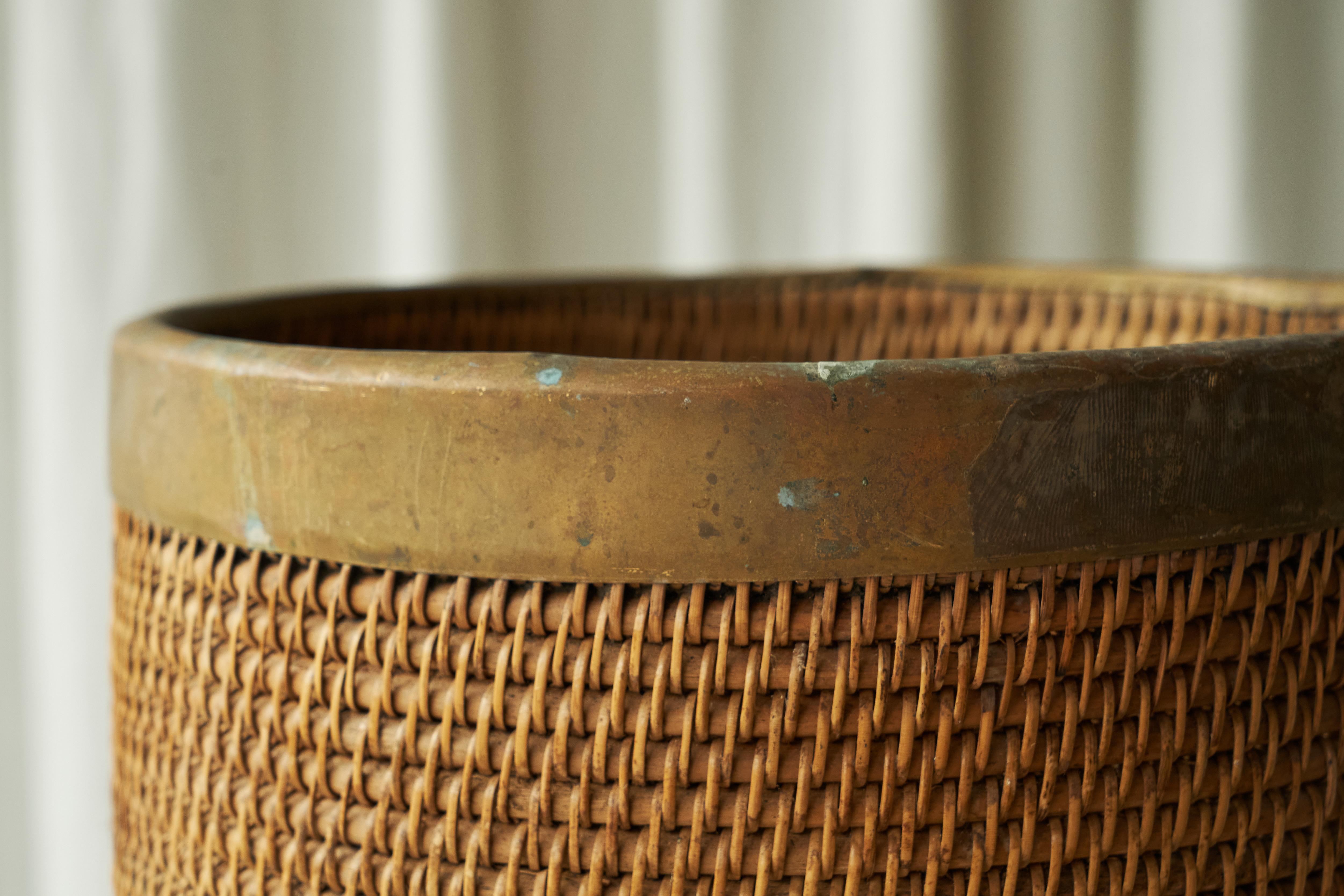 20th Century Gabriella Crespi Style Waste Paper Basket in Rattan and Patinated Brass 1960s