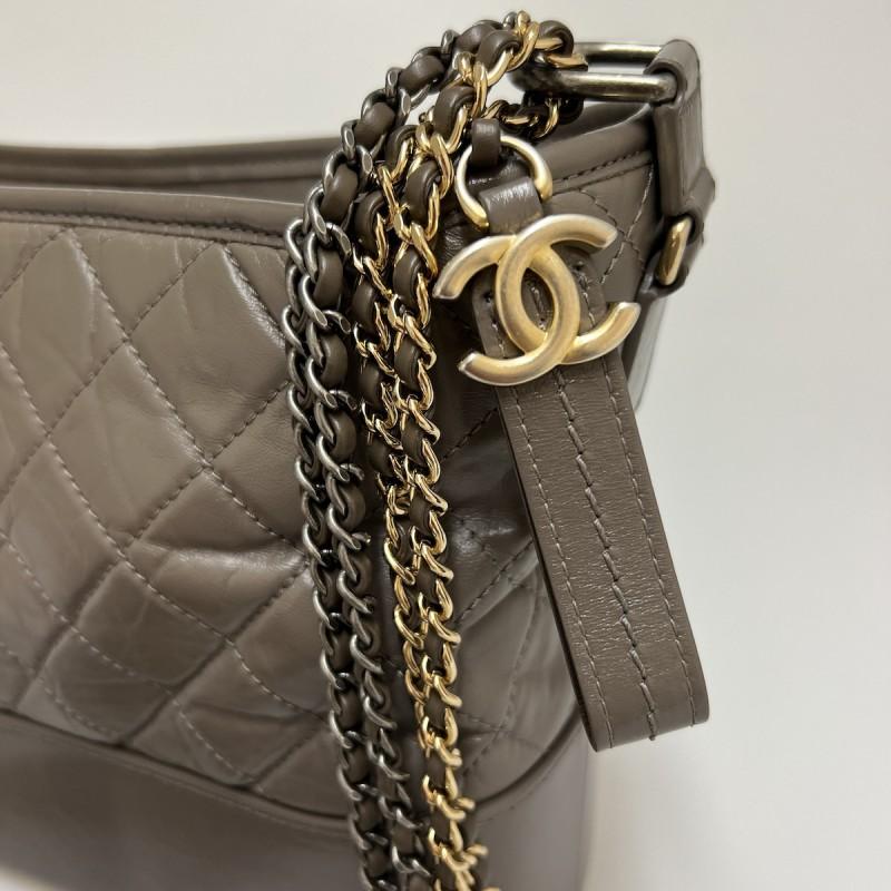 Gray Gabrielle CHANEL Bag taupe leather For Sale