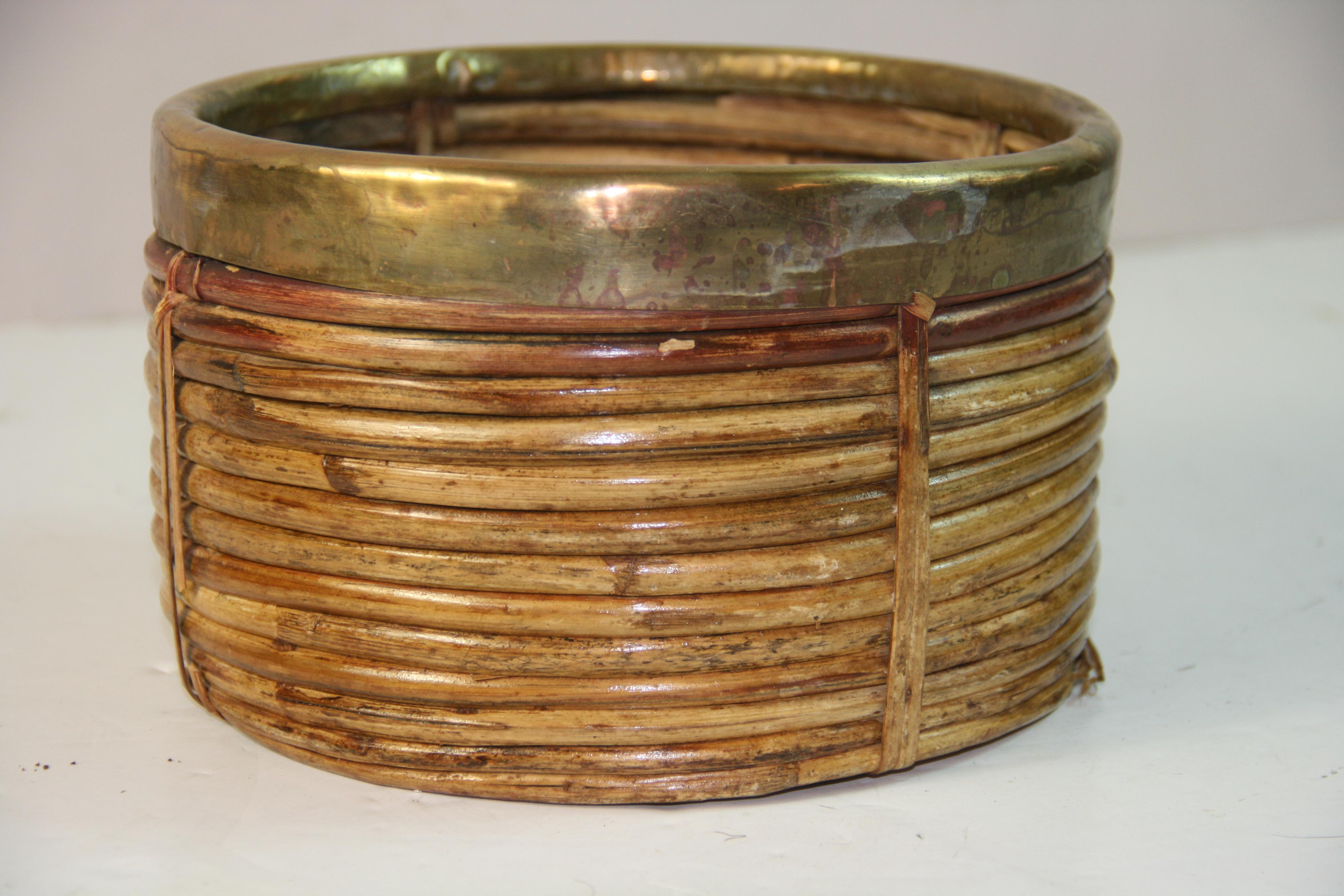 Gabrielle Crespi  Rattan and Brass Trimmed Basket , Italy 1970 In Good Condition For Sale In Douglas Manor, NY