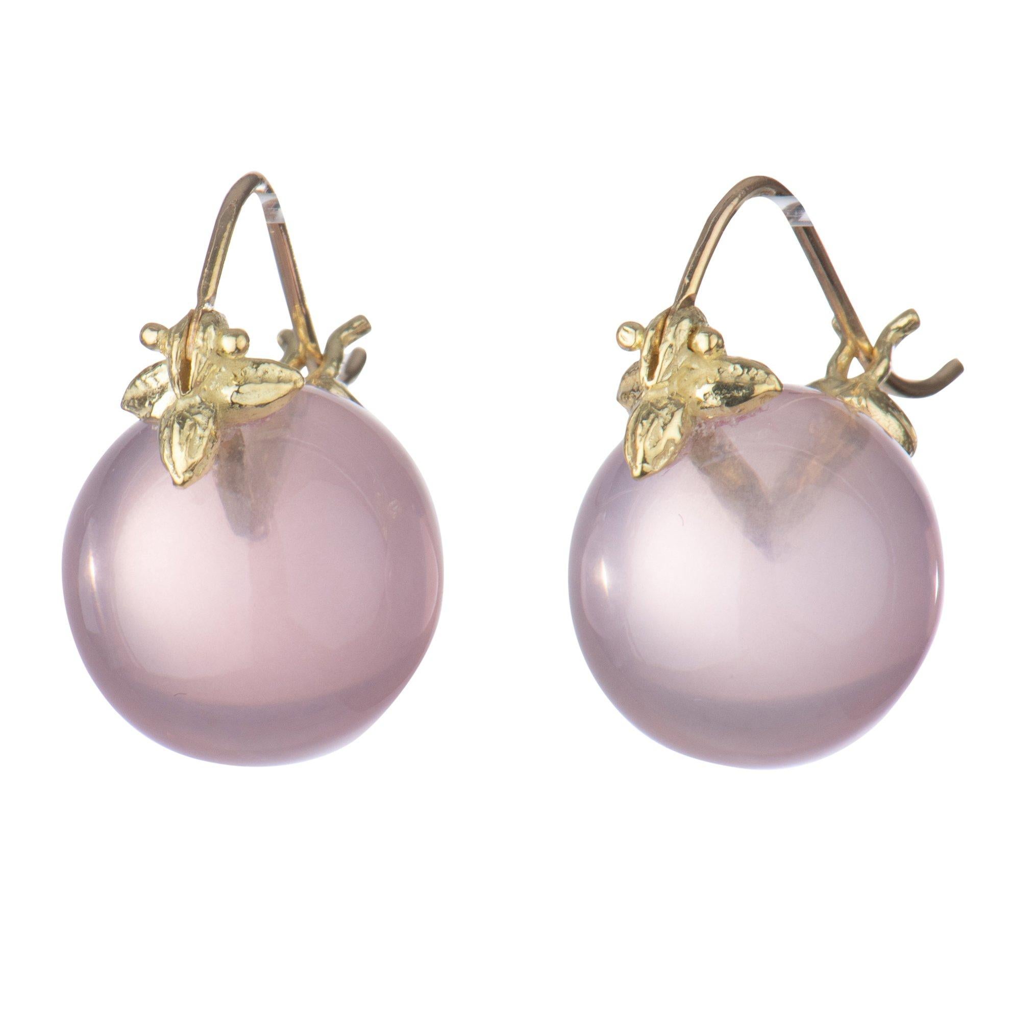 Gabrielle Sanchez Smooth Round Rose Quartz 18k Flyer Earrings In New Condition In new york, NY
