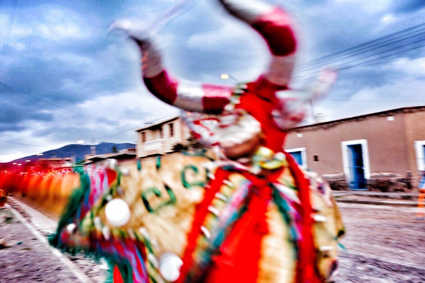 Gaby Herbstein  Color Photograph – Corrida Diabla aus Corrida
