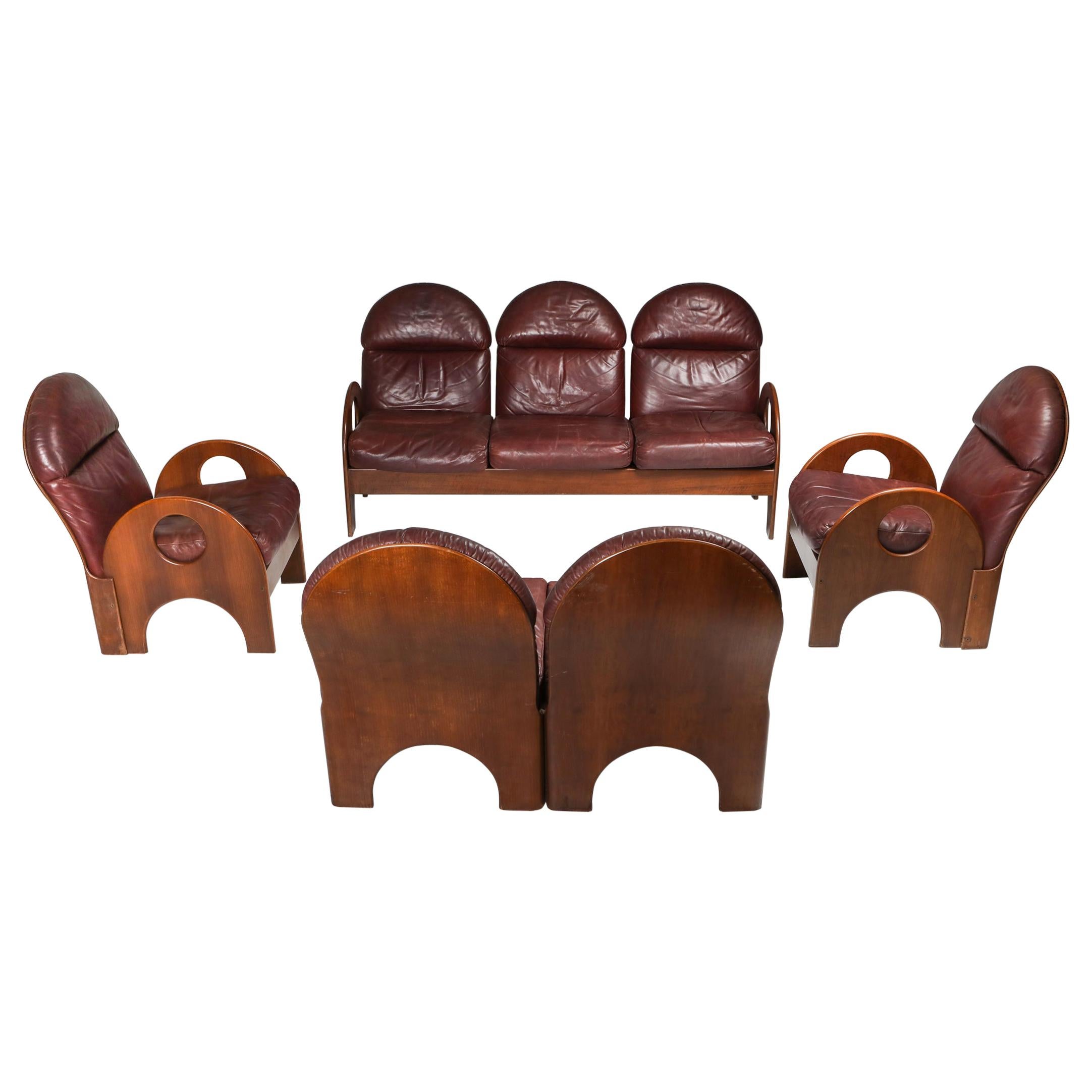 Gae Aulenti "Arcata" Living Room Set in Walnut and Burgundy Leather, 1968