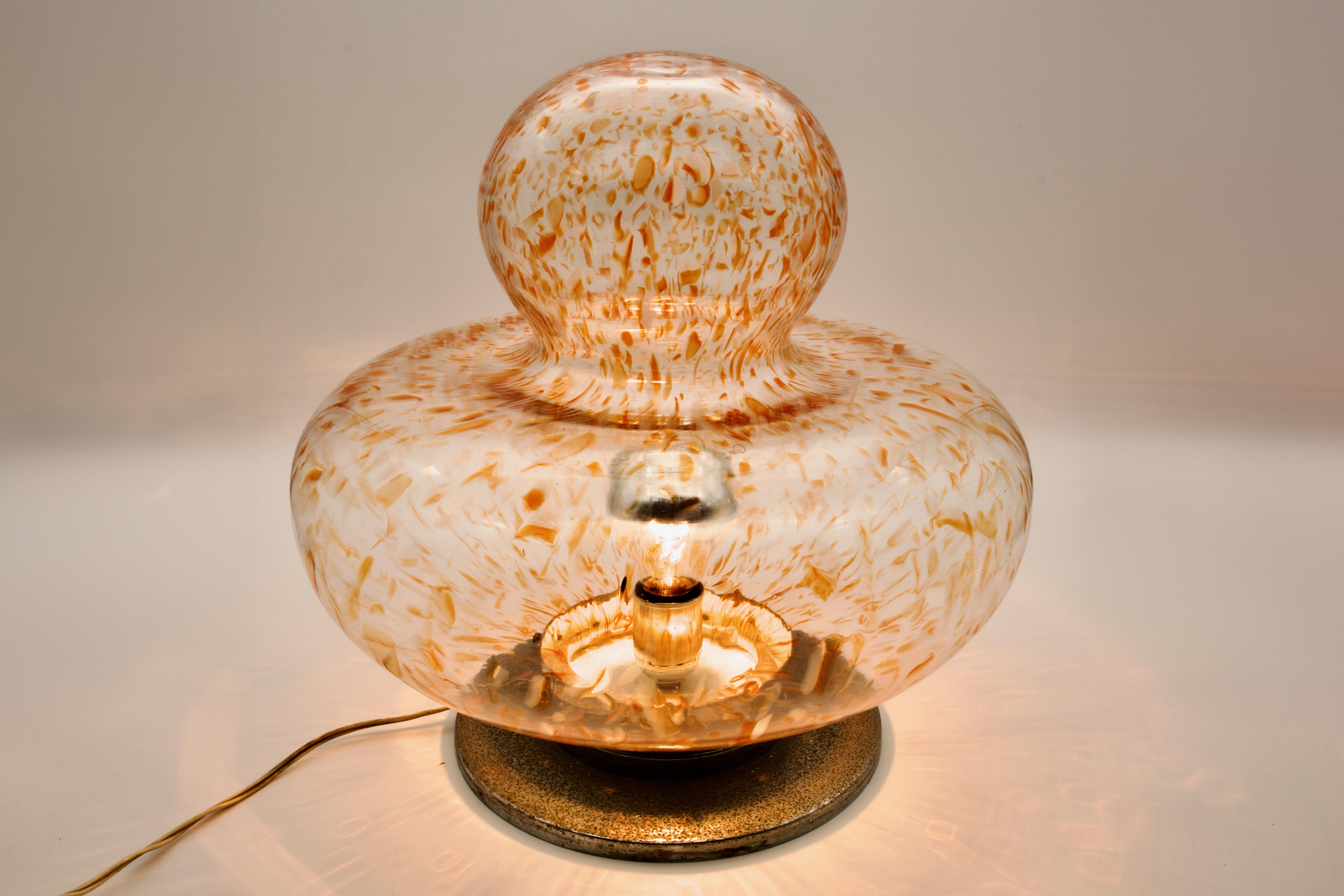 Italian Gae Aulenti Attributed Mushroom / UFO Murano Glass Floor Lamp, Italy 1970s For Sale