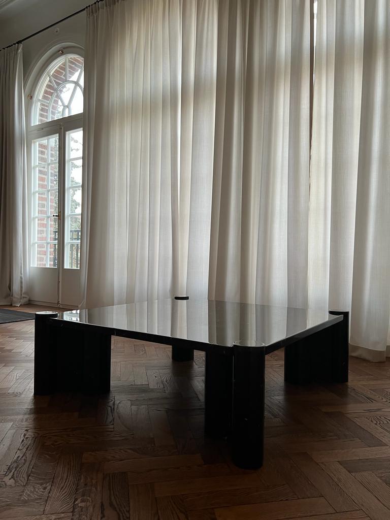 Gae Aulenti, Table basse & Design Classic 'Jumbo' en marbre Marquina, Knoll.  en vente 3