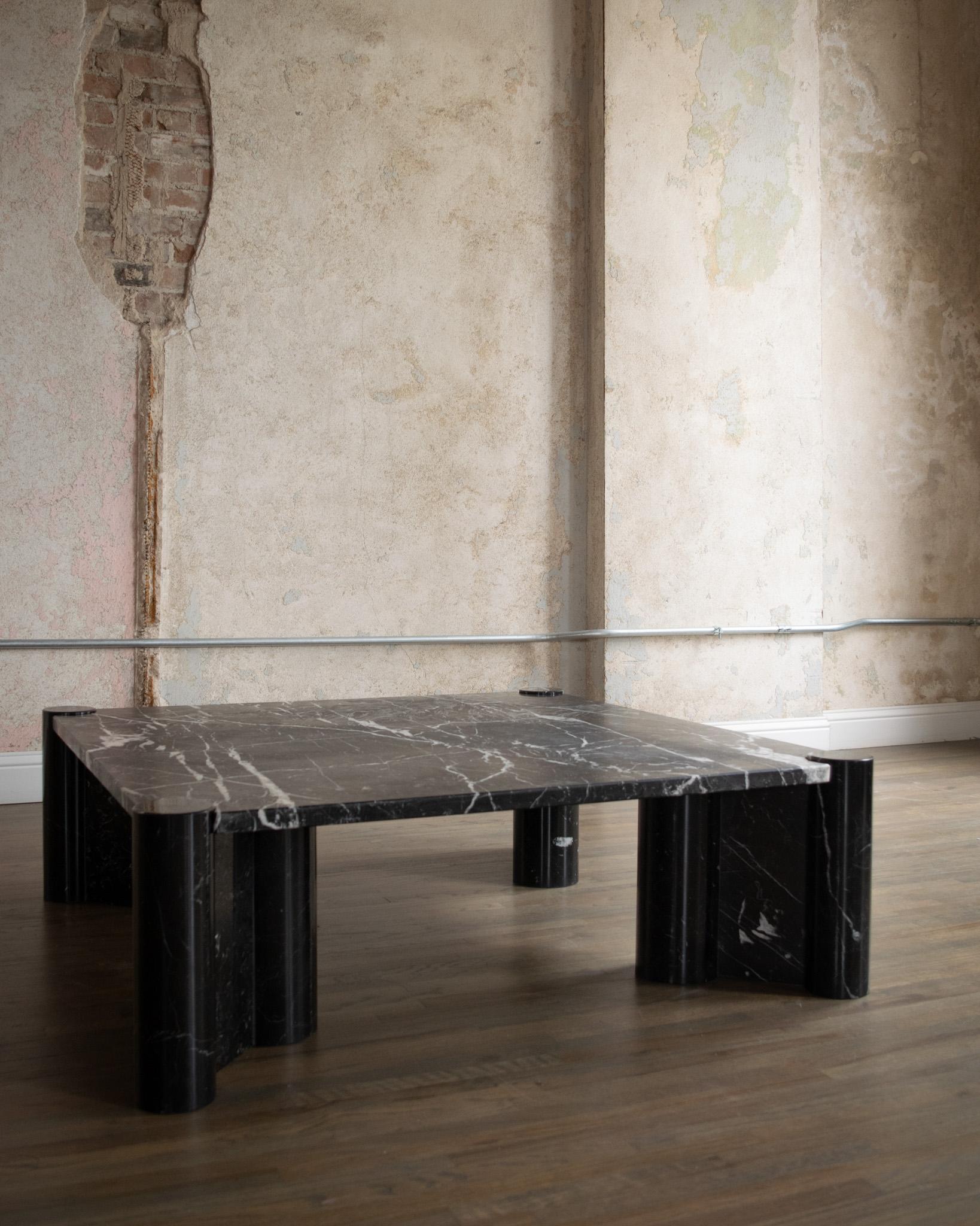 Marbre Gae Aulenti Table basse en vente