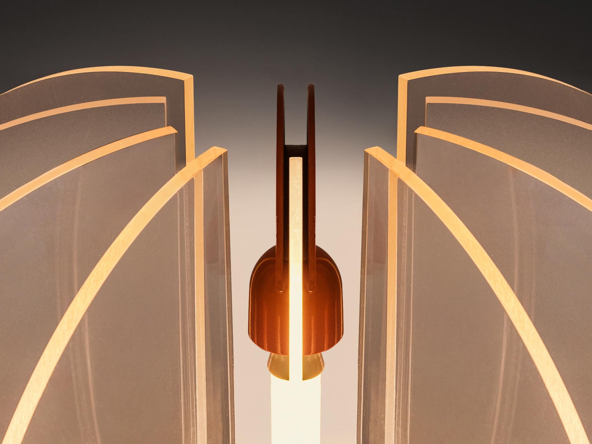 Mid-Century Modern Gae Aulenti for Kartell ‘King Sun’ in Perspex and Red-Orange Aluminum For Sale