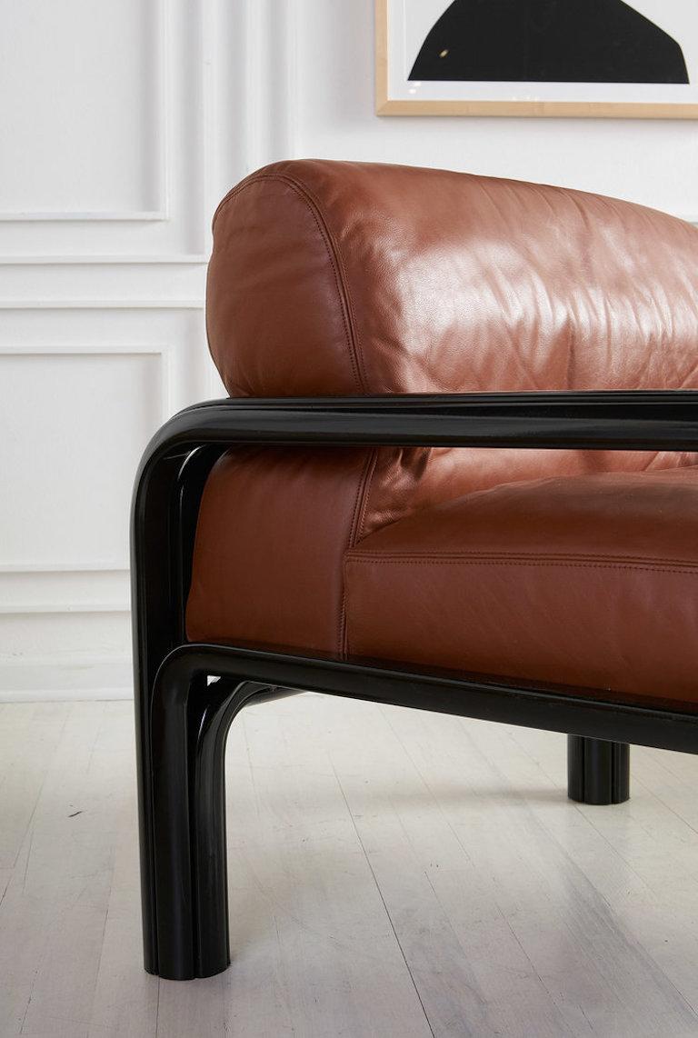 Metal Gae Aulenti for Knoll Cognac Leather Lounge Chairs with Black Frame