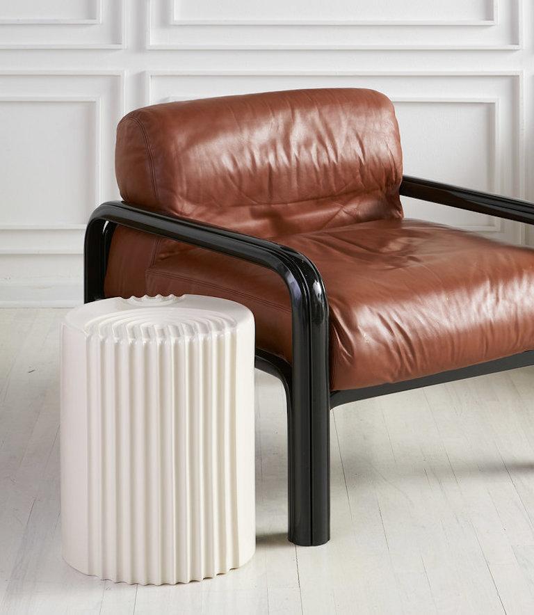 Gae Aulenti for Knoll Cognac Leather Lounge Chairs with Black Frame 3