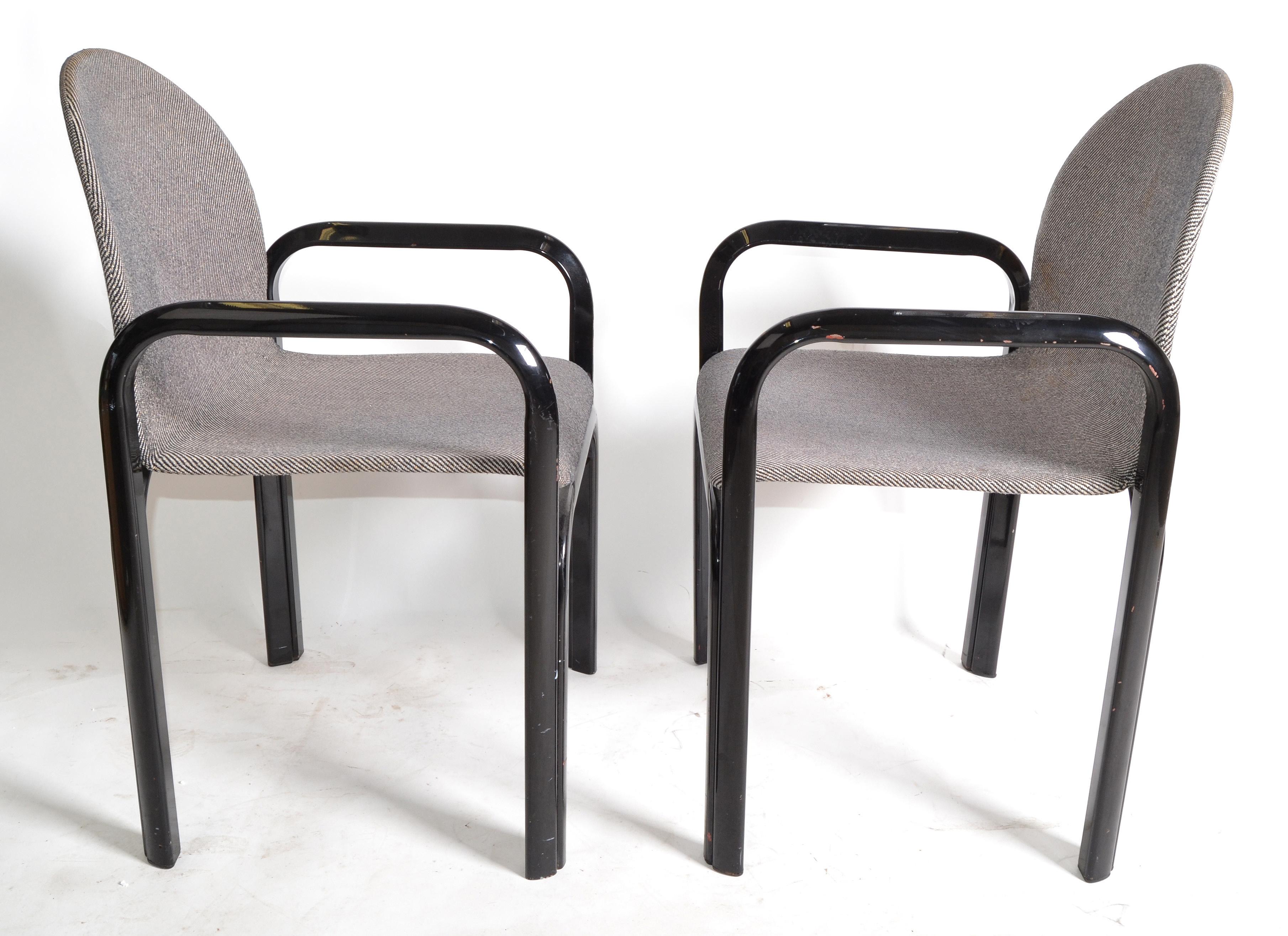 Gae Aulenti for Knoll International Armchairs Mid-Century Modern 1975, Pair In Good Condition For Sale In Miami, FL
