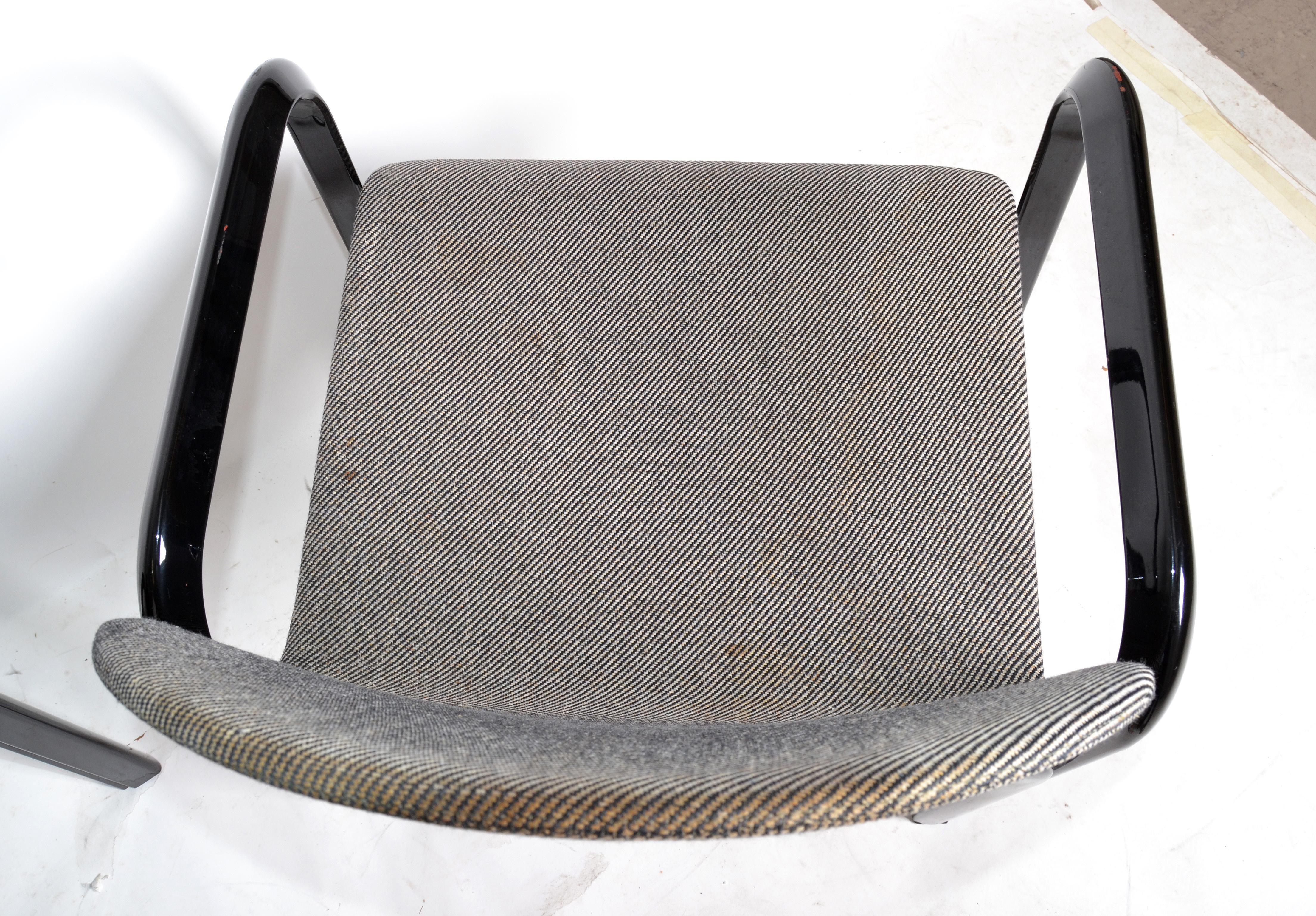 Sessel von Gae Aulenti für Knoll International, Mid-Century Modern, 1975, Paar (Metall) im Angebot