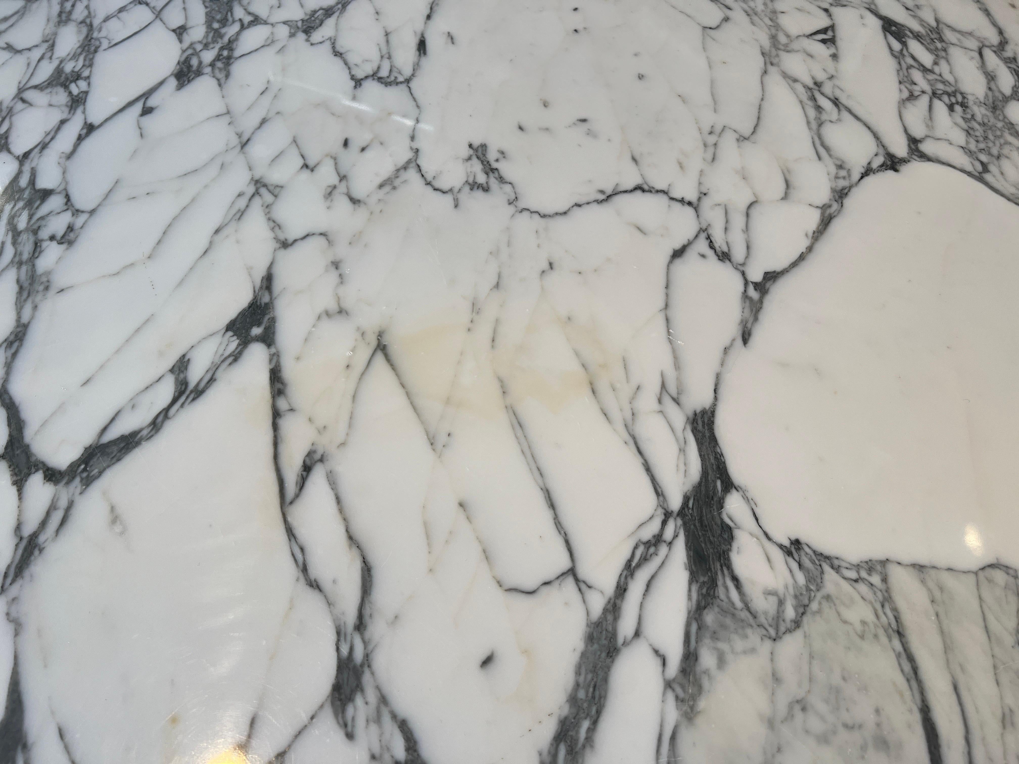 Gae Aulenti for Knoll, Rare ‘Jumbo’ Coffee Table in Arabescato Marble For Sale 9